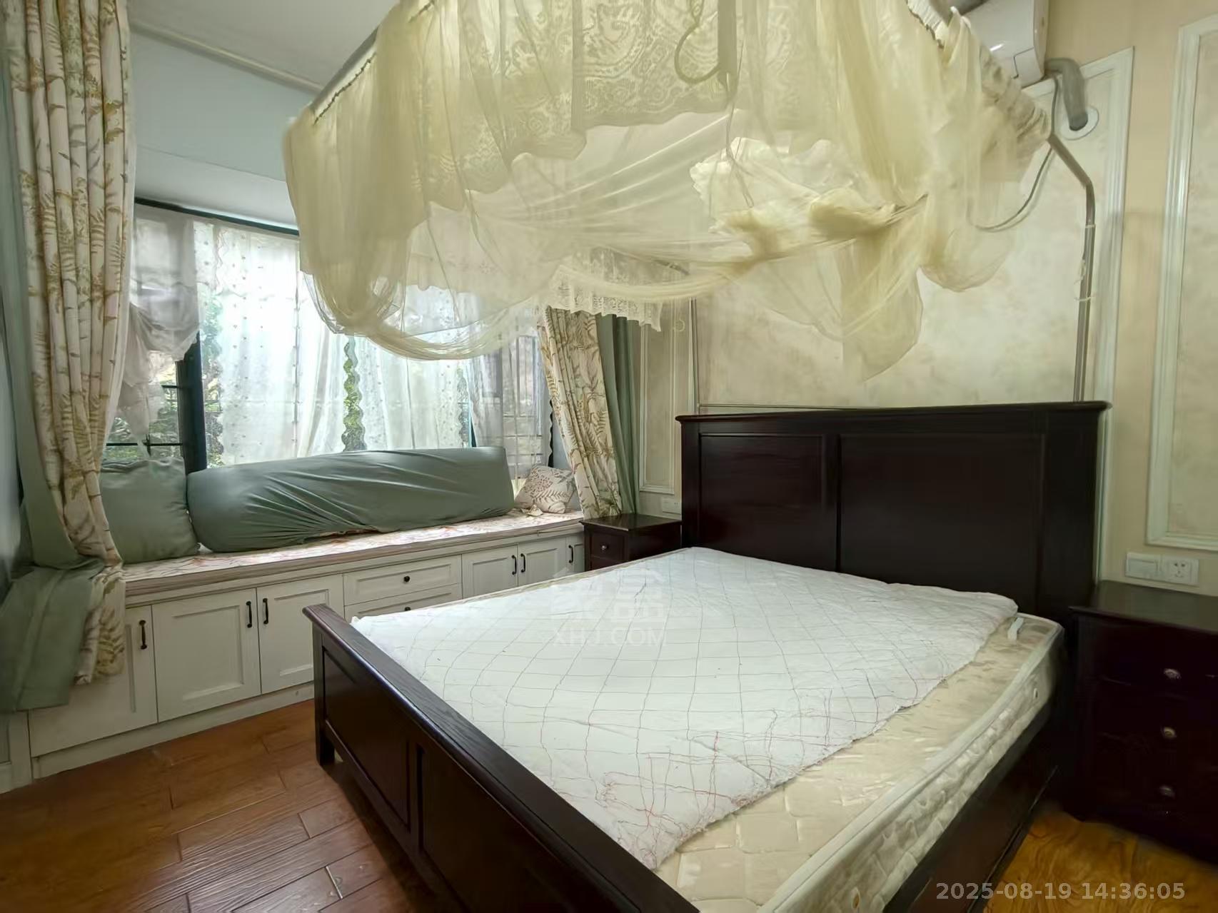 奥园广场 3室2厅2卫 2200.0元/月 奥园广场 3室2厅2卫 2200.0元/月室内图