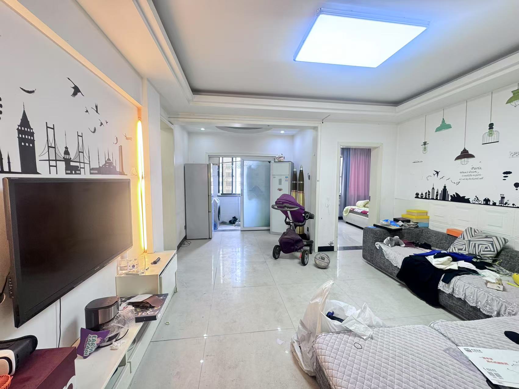 欧洲城楼上公寓楼  3室2厅1卫    40.0万室内图