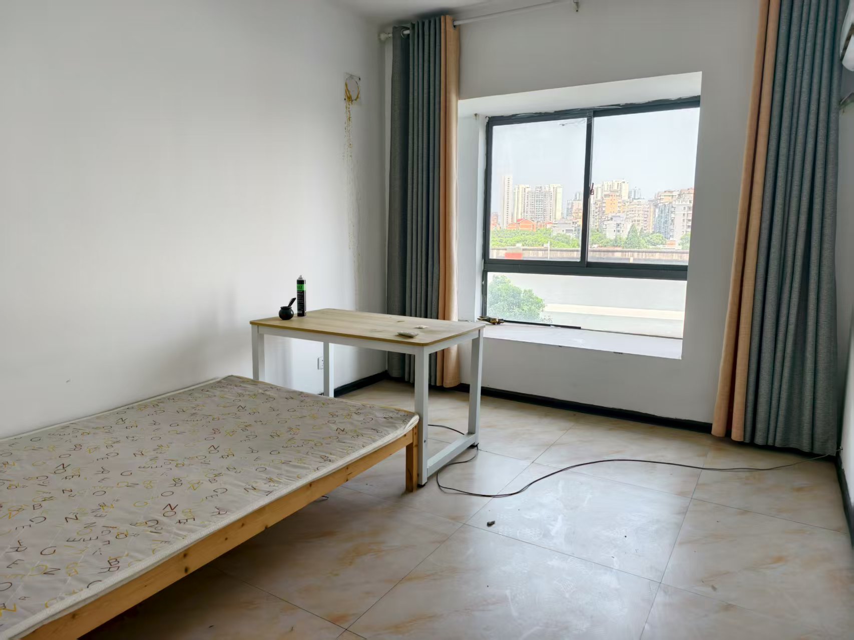 近水楼台  4室2厅2卫    53.0万室内图