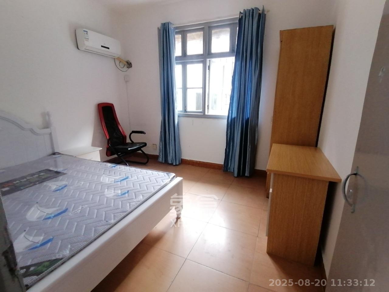 桂花井巷散盘  3室1厅1卫    2600.0元/月室内图