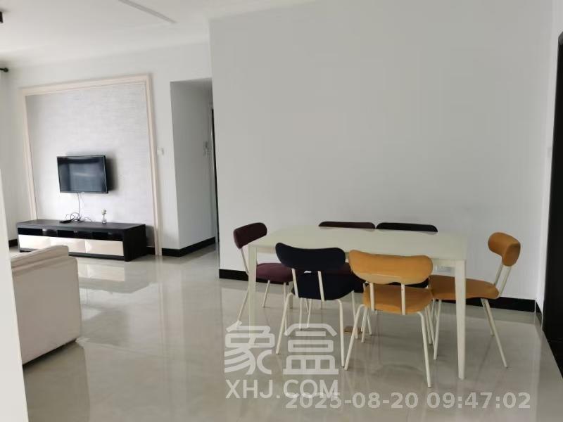 恒基凯旋门三期  2室2厅1卫   2500.00元/月室内图