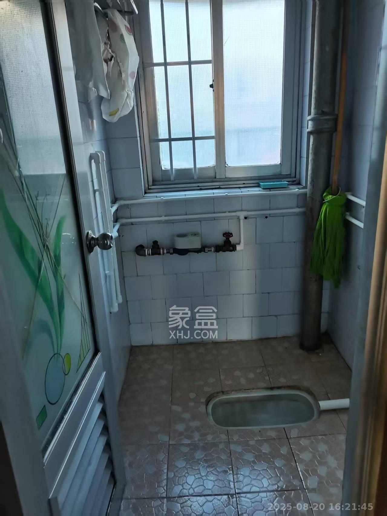 桔园小区1-8片 2室1厅1卫 1600.0元/月 桔园小区1-8片 2室1厅1卫 1600.0元/月室内图