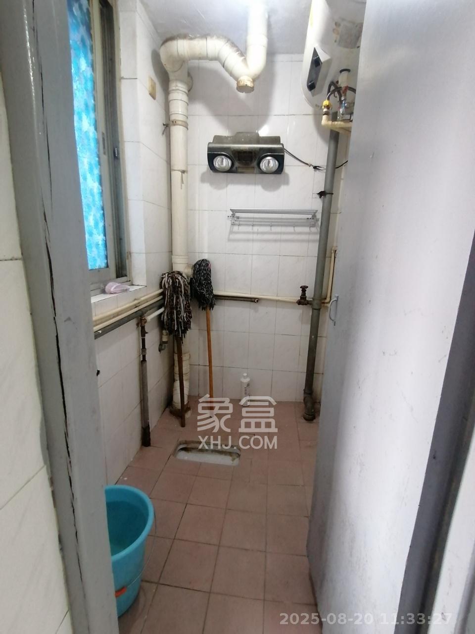 桂花井巷散盘  3室1厅1卫    2600.0元/月室内图