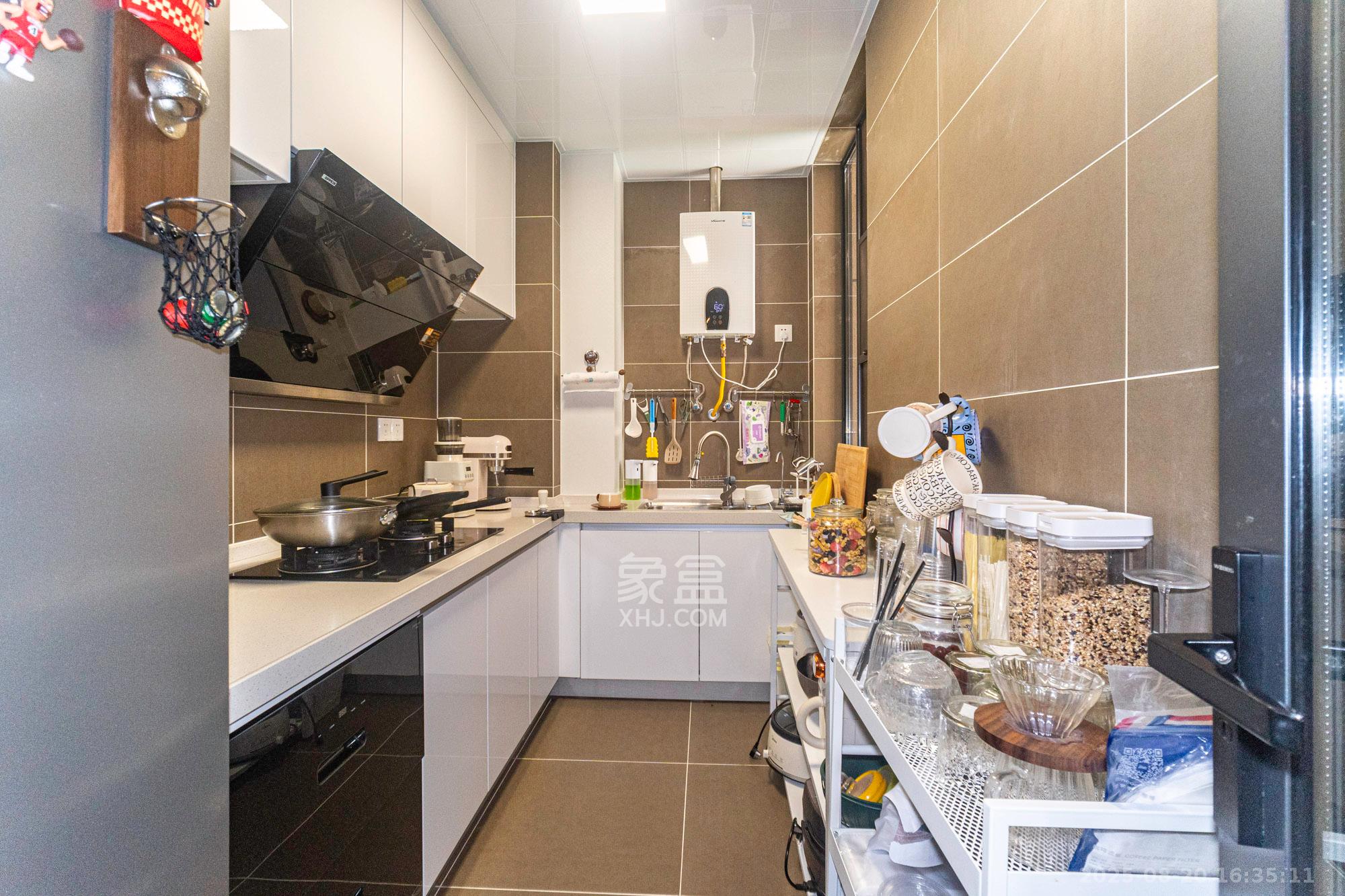 运达锦绣广场 3室1厅1卫 134.0万 运达锦绣广场 3室1厅1卫 134.0万厨房