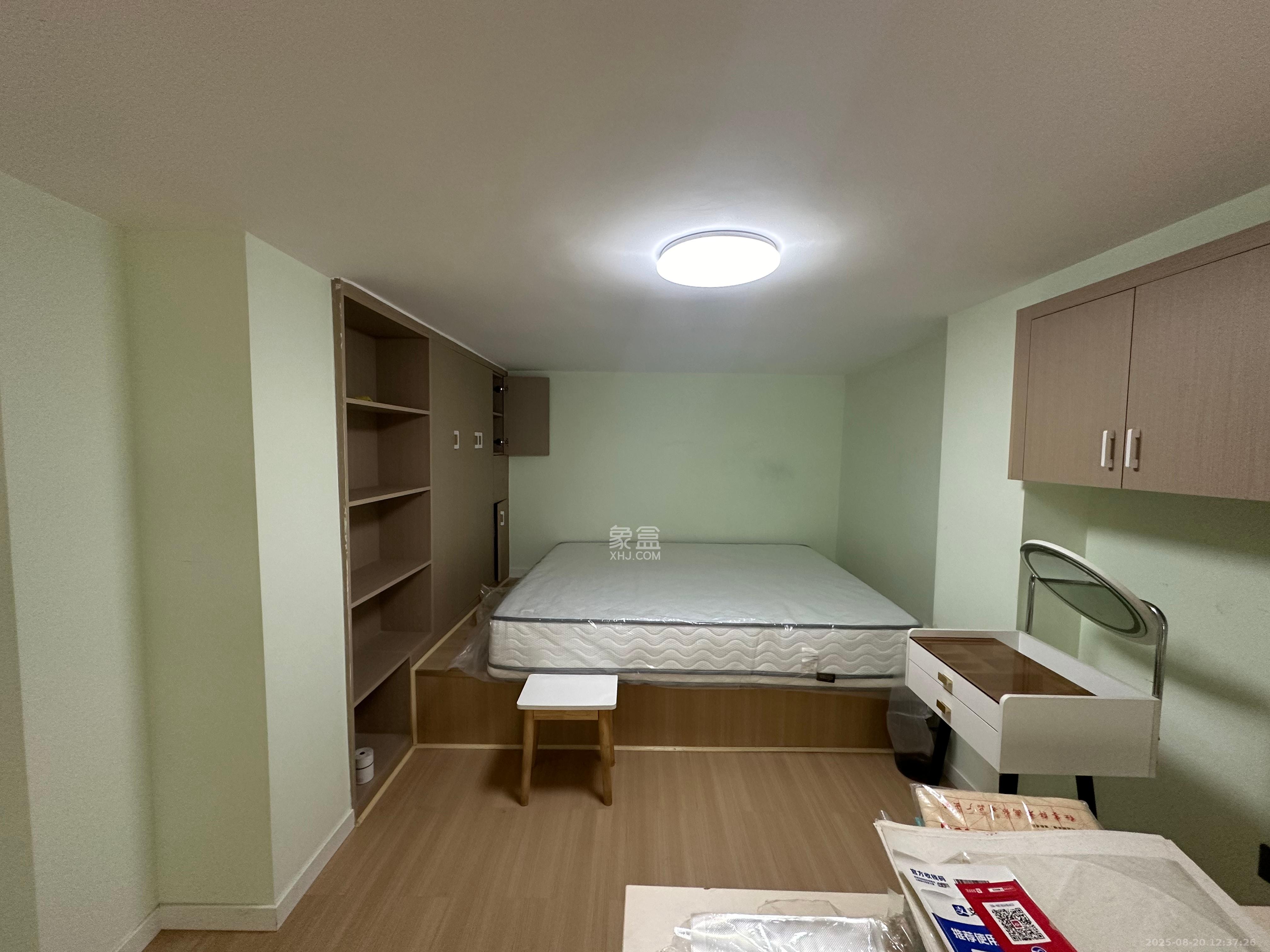万润时光里  2室1厅1卫   2200.00元/月室内图