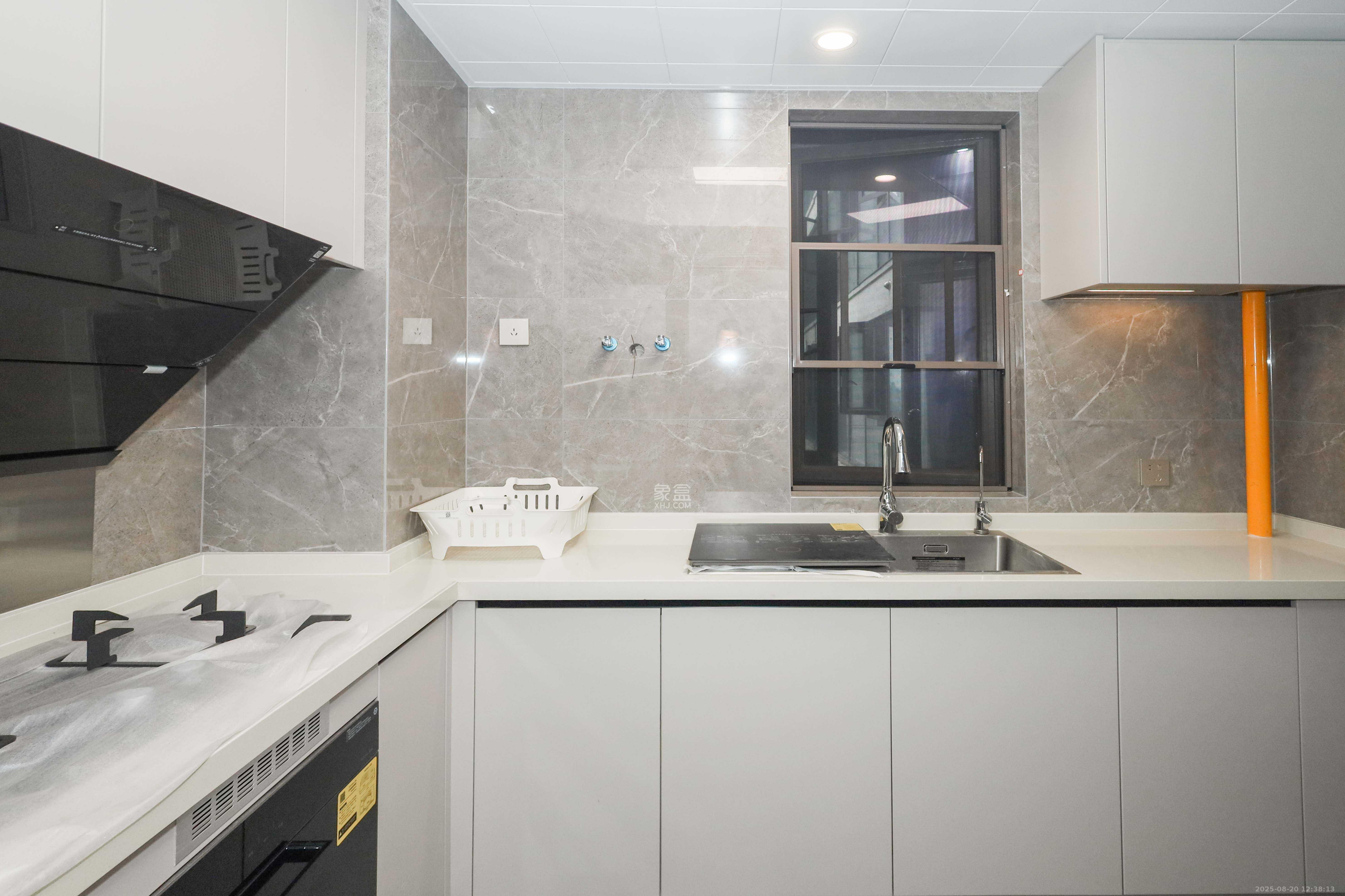 长沙溪山悦  3室2厅1卫    120.0万厨房