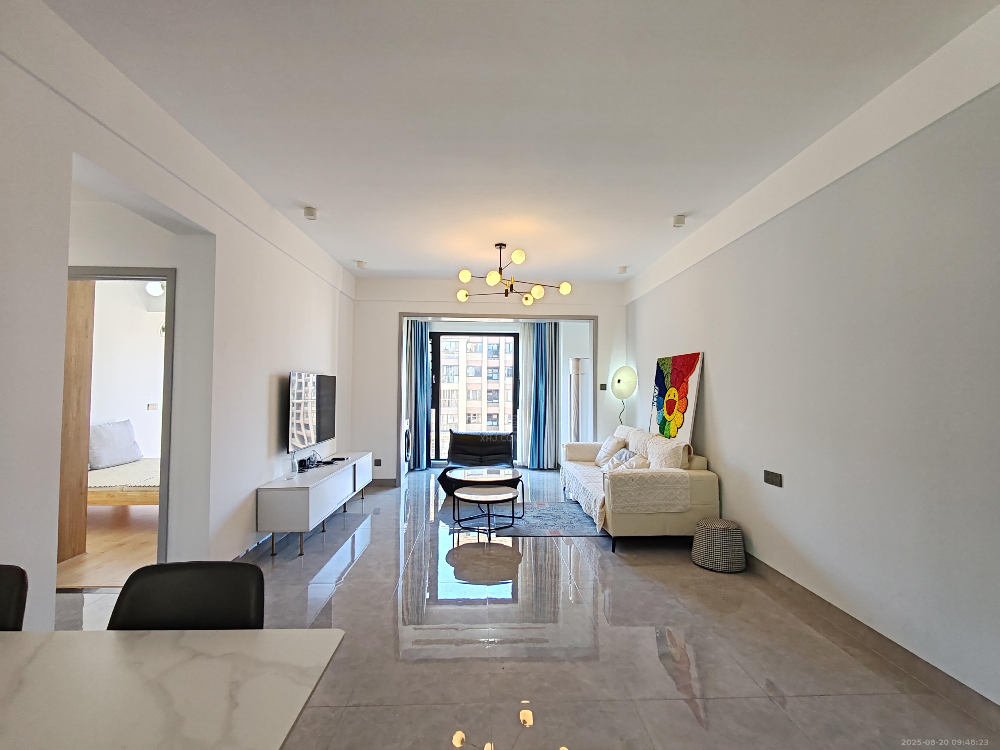 奥园广场 3室2厅2卫 2600.0元/月 奥园广场 3室2厅2卫 2600.0元/月室内图