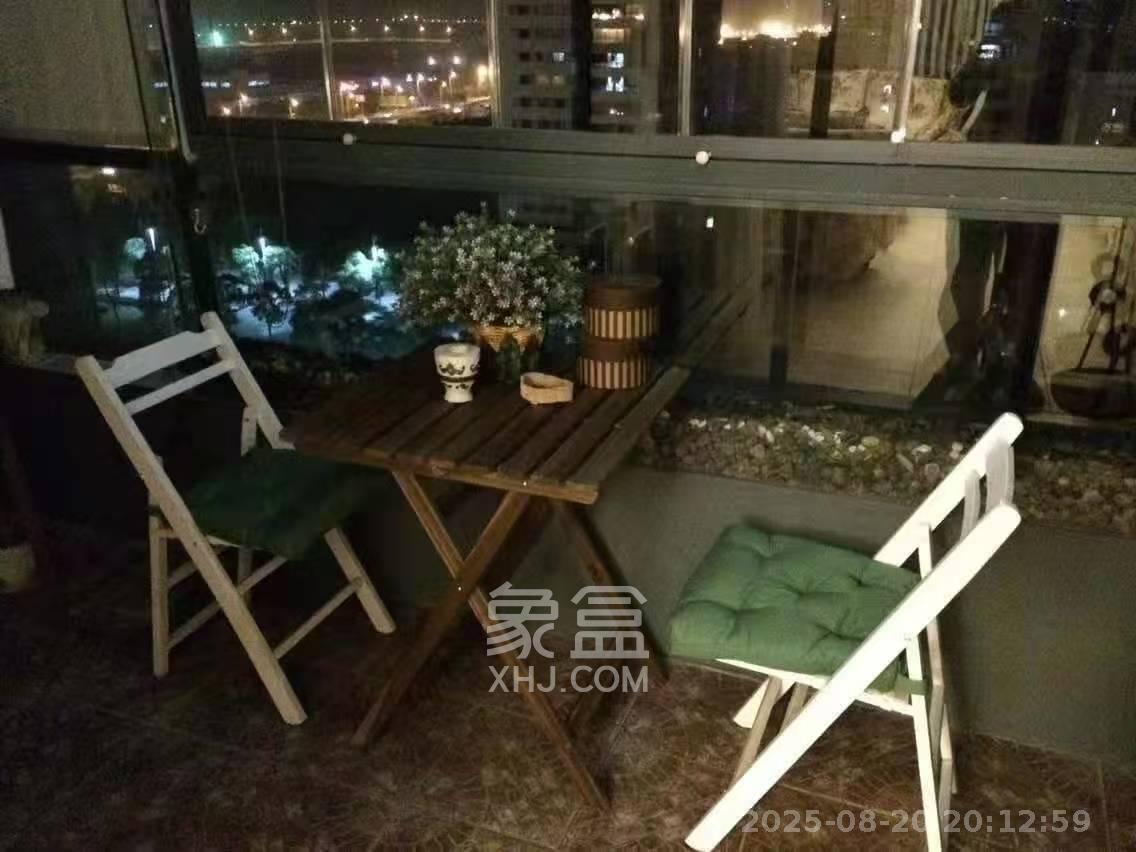 阳光100一期、四五期 4室2厅2卫 3500.0元/月 阳光100一期、四五期 4室2厅2卫 3500.0元/月室内图