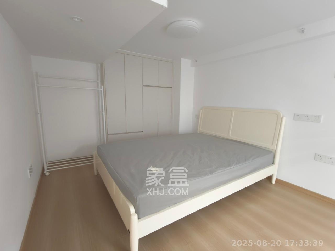 新长海D1站  1室1厅1卫   1600.00元/月室内图
