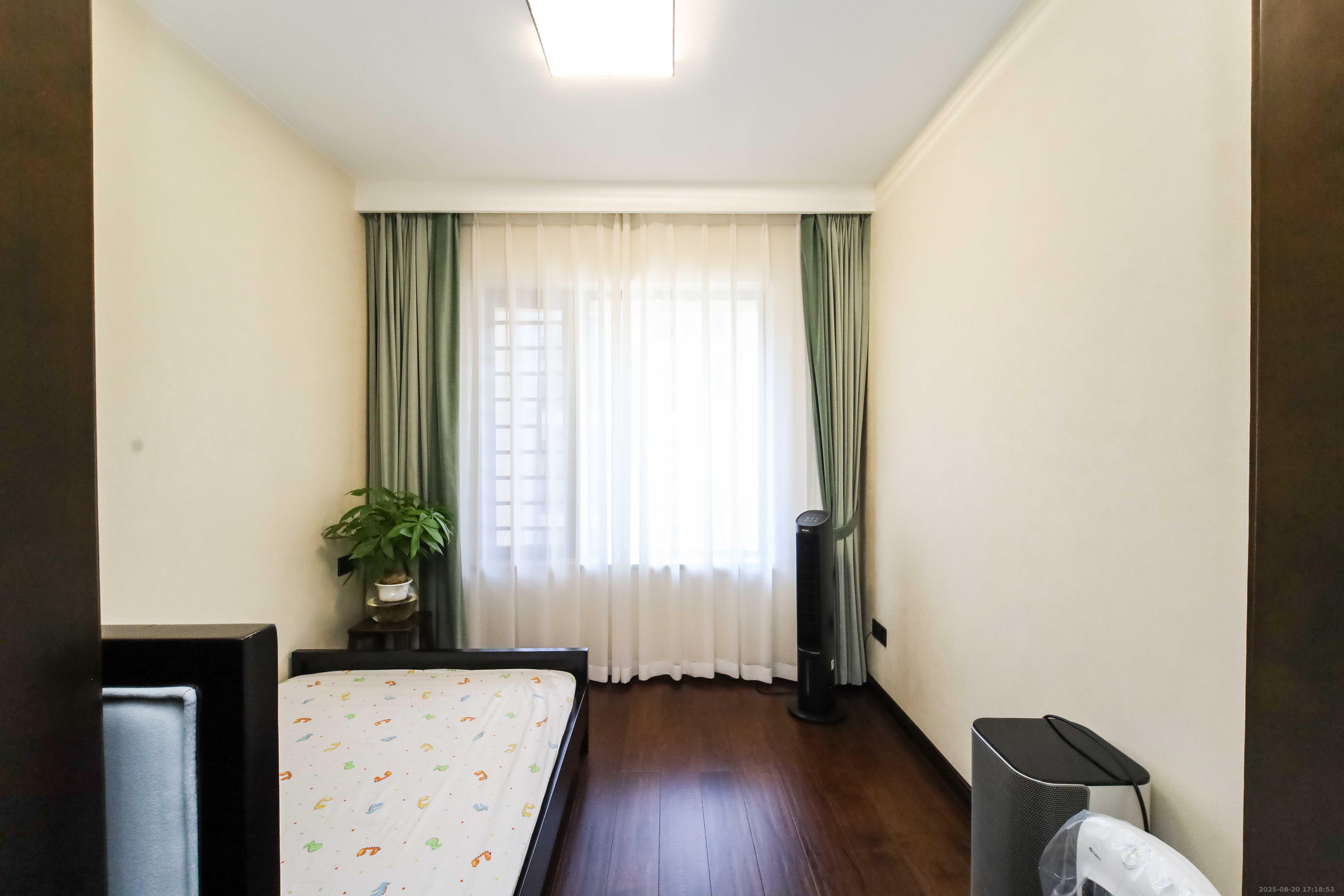 明昇壹城(明昇时代广场)一期 4室2厅2卫 268.0万 明昇壹城(明昇时代广场)一期 4室2厅2卫 268.0万卧室