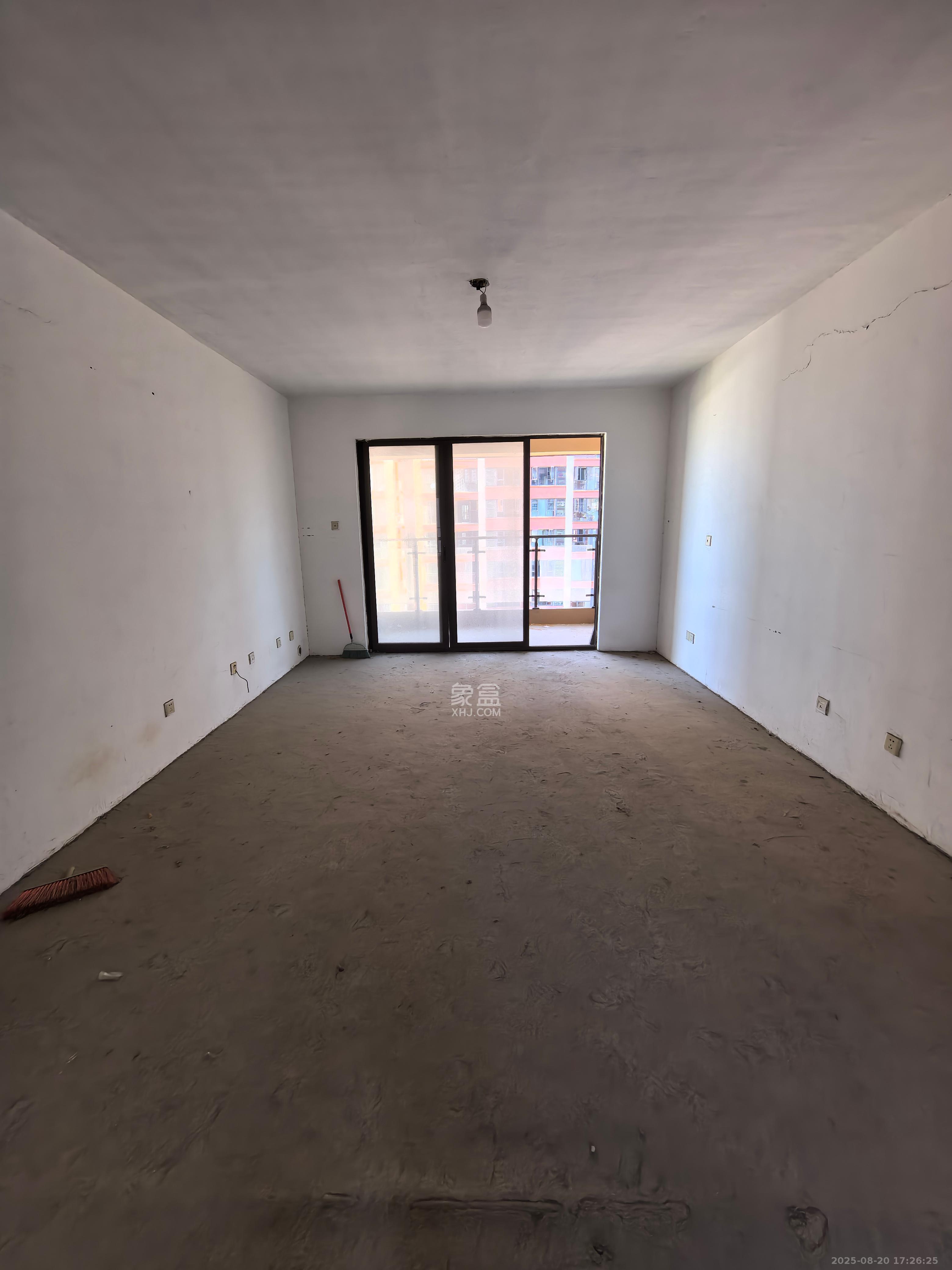 金色溪泉湾 3室2厅2卫 1600.0元/月 金色溪泉湾 3室2厅2卫 1600.0元/月室内图