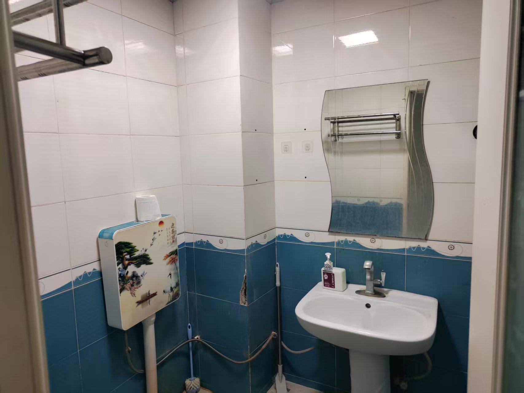 金银广场 1室1厅1卫 1600.0元/月 金银广场 1室1厅1卫 1600.0元/月室内图