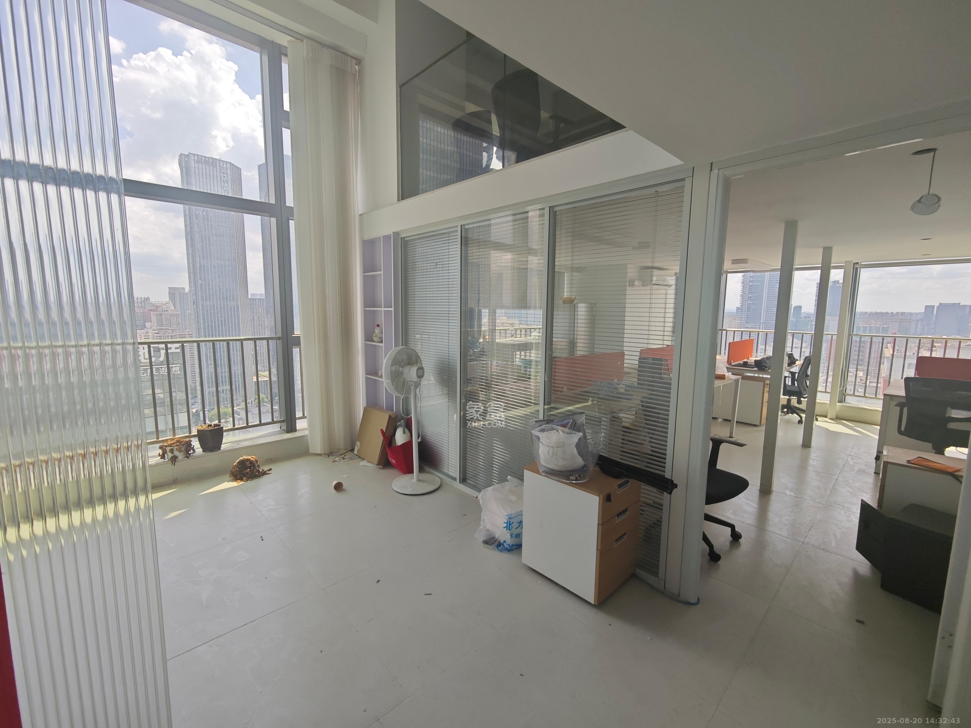 华远华时代 3室1厅1卫 5000.0元/月 华远华时代 3室1厅1卫 5000.0元/月室内图