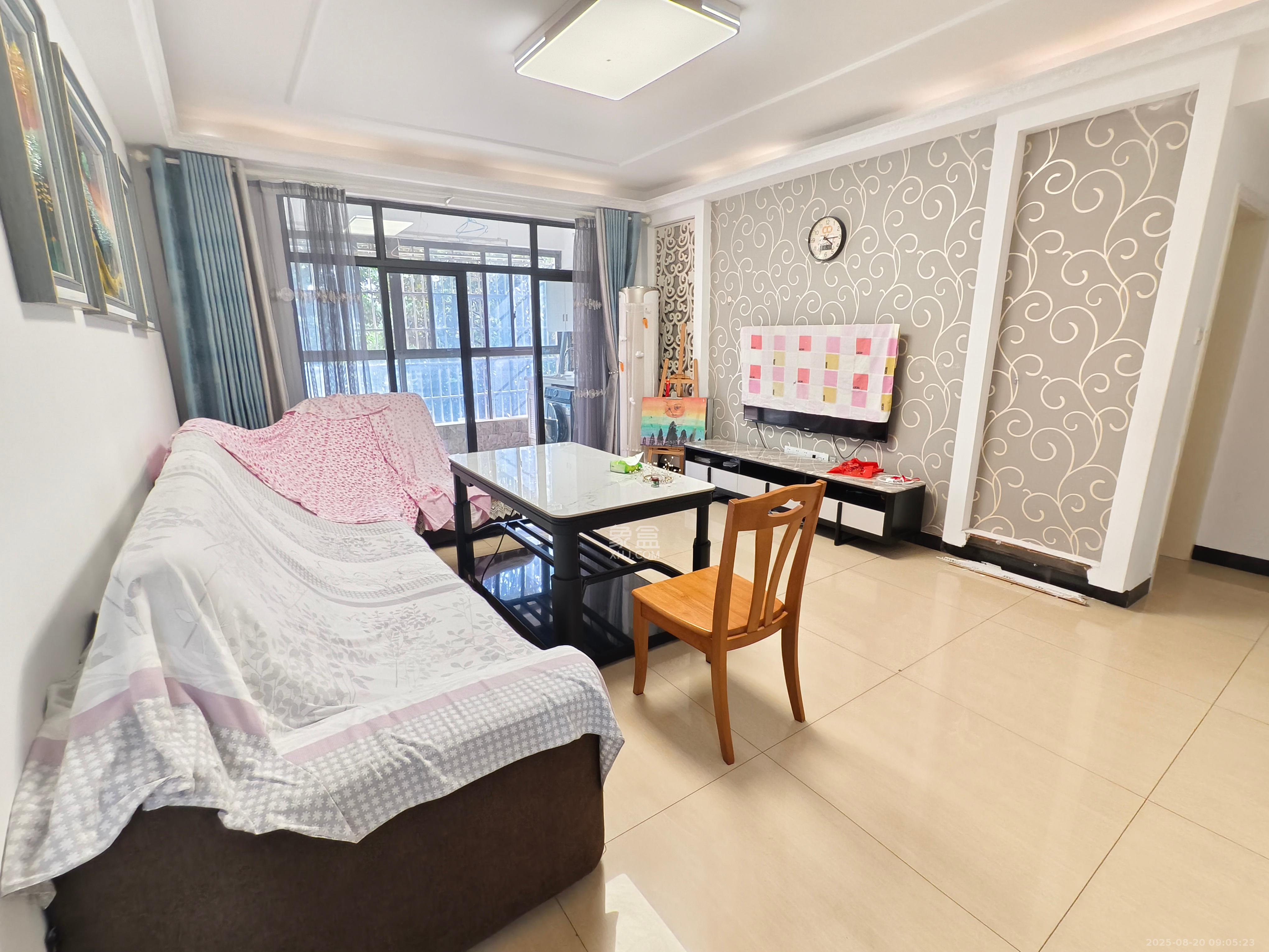 长城水郡  4室2厅2卫    2500.0元/月室内图