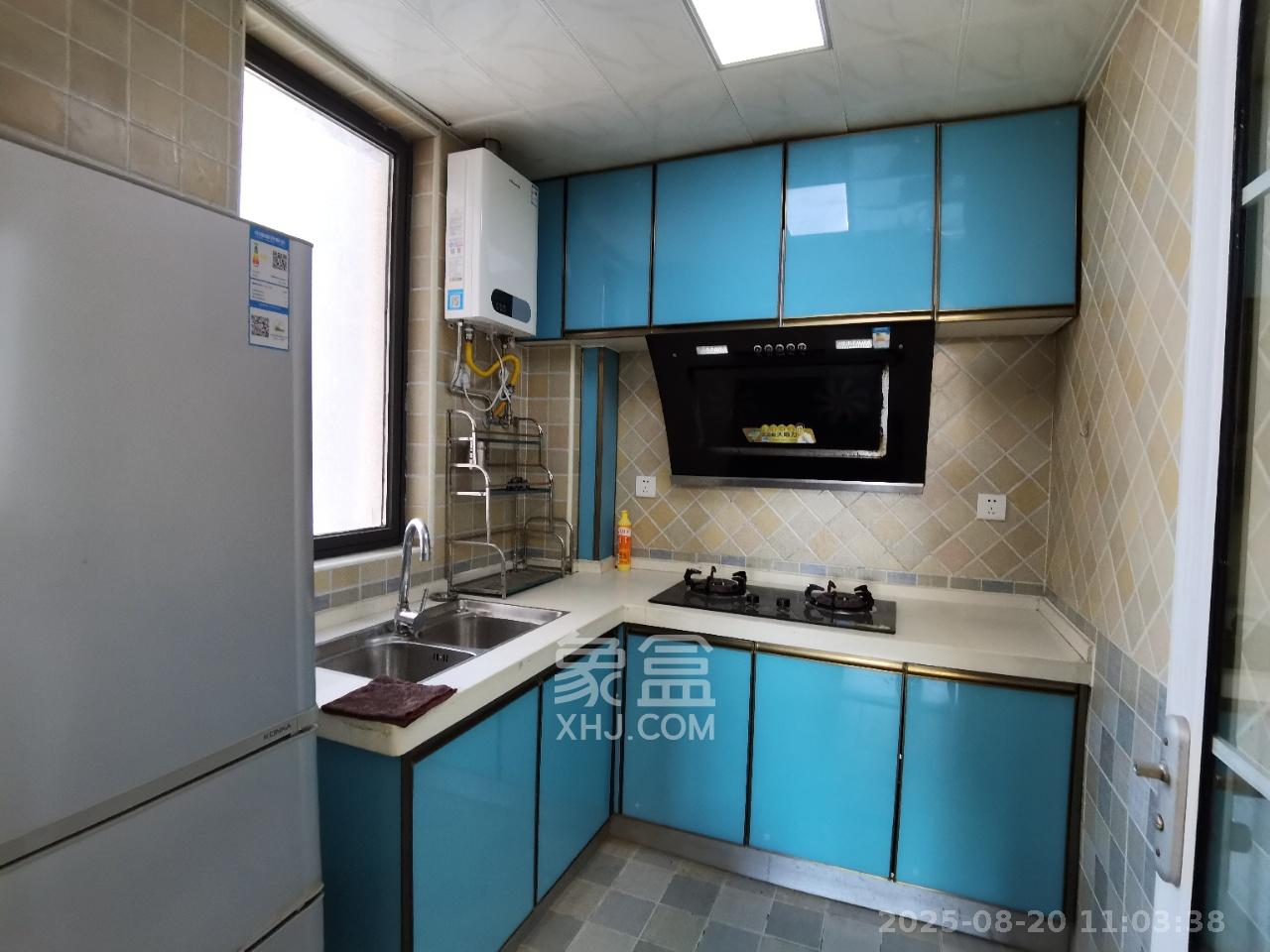 建发中央公园（建发美地）  3室1厅1卫    2700.0元/月室内图