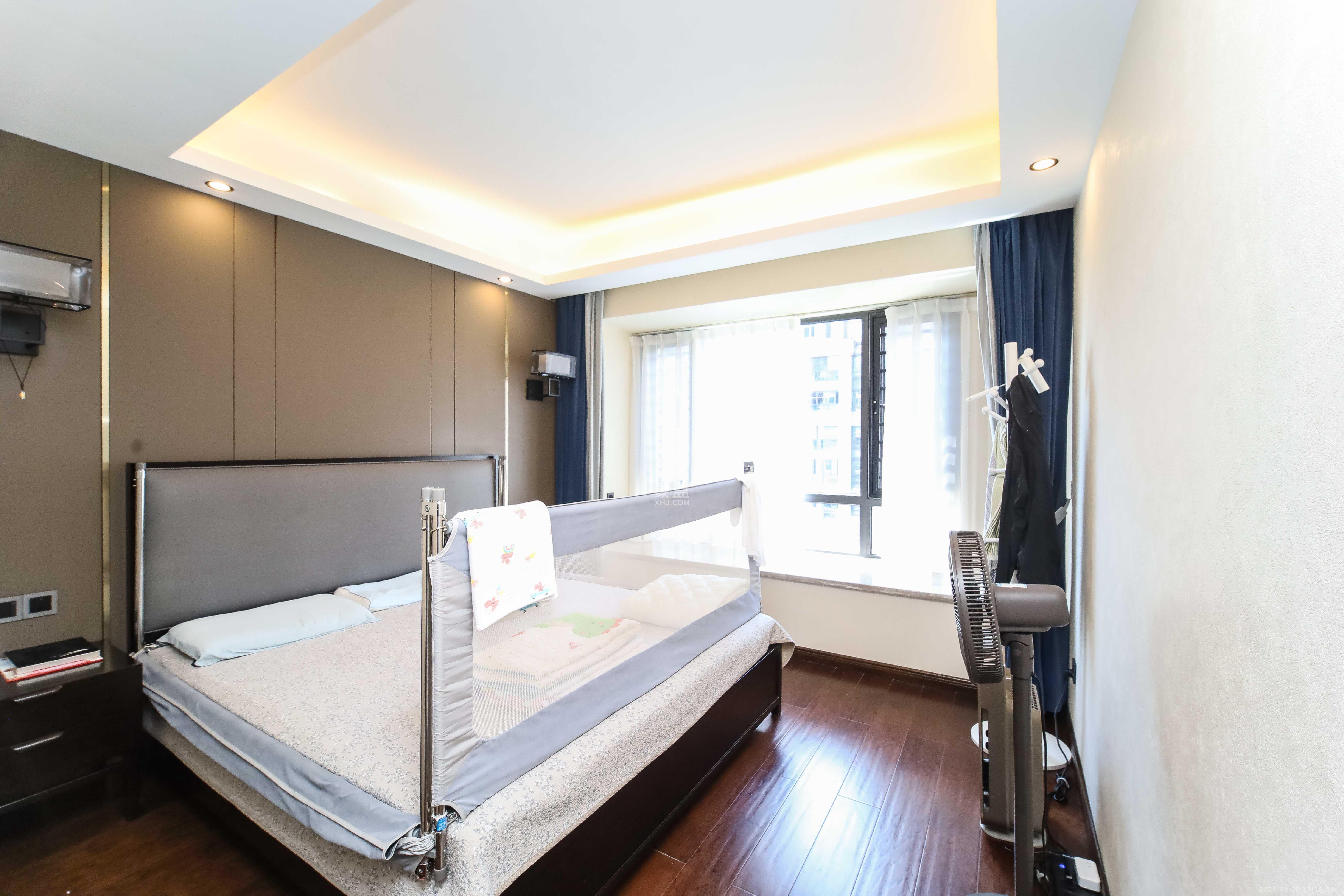 明昇壹城(明昇时代广场)一期 4室2厅2卫 268.0万 明昇壹城(明昇时代广场)一期 4室2厅2卫 268.0万卧室