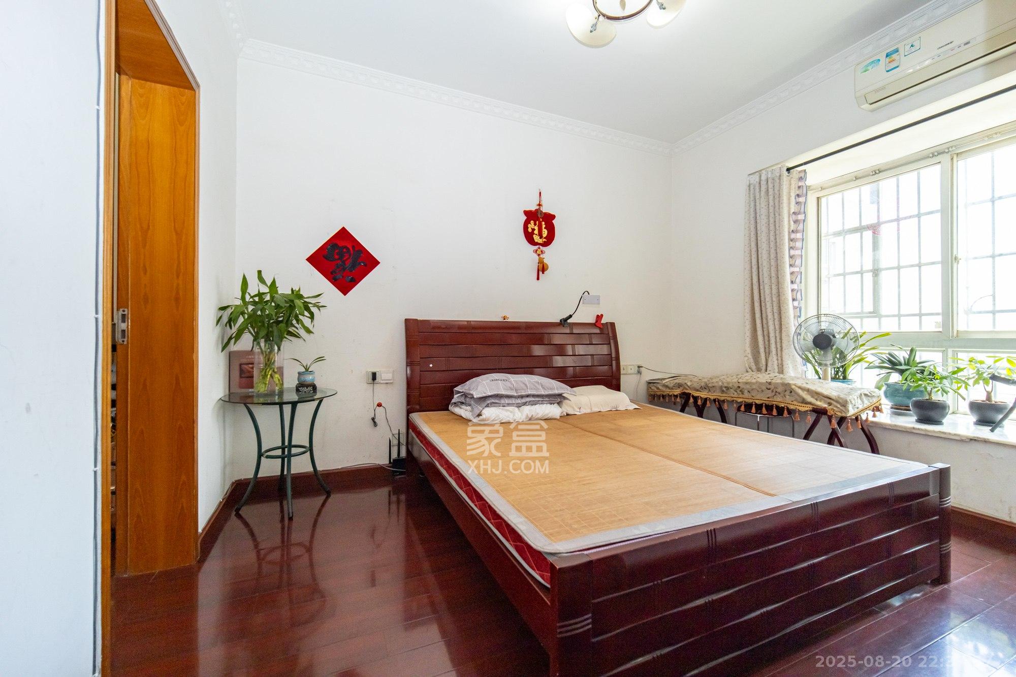 筑梦园 3室2厅2卫 72.8万 筑梦园 3室2厅2卫 72.8万卧室