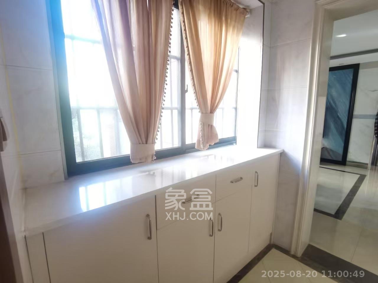 中建芙蓉嘉苑 3室1厅2卫 2800.0元/月 中建芙蓉嘉苑 3室1厅2卫 2800.0元/月室内图