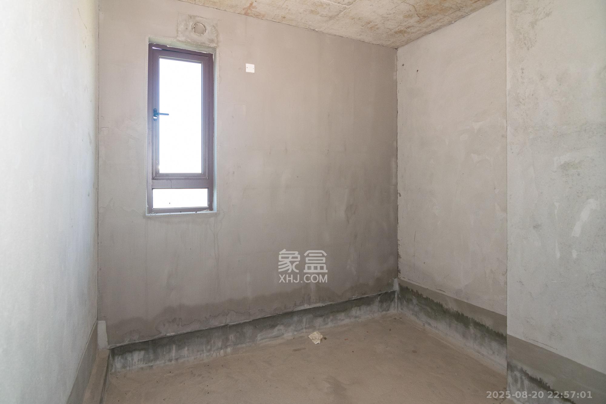 碧桂园御园  4室2厅2卫    166.0万卫生间