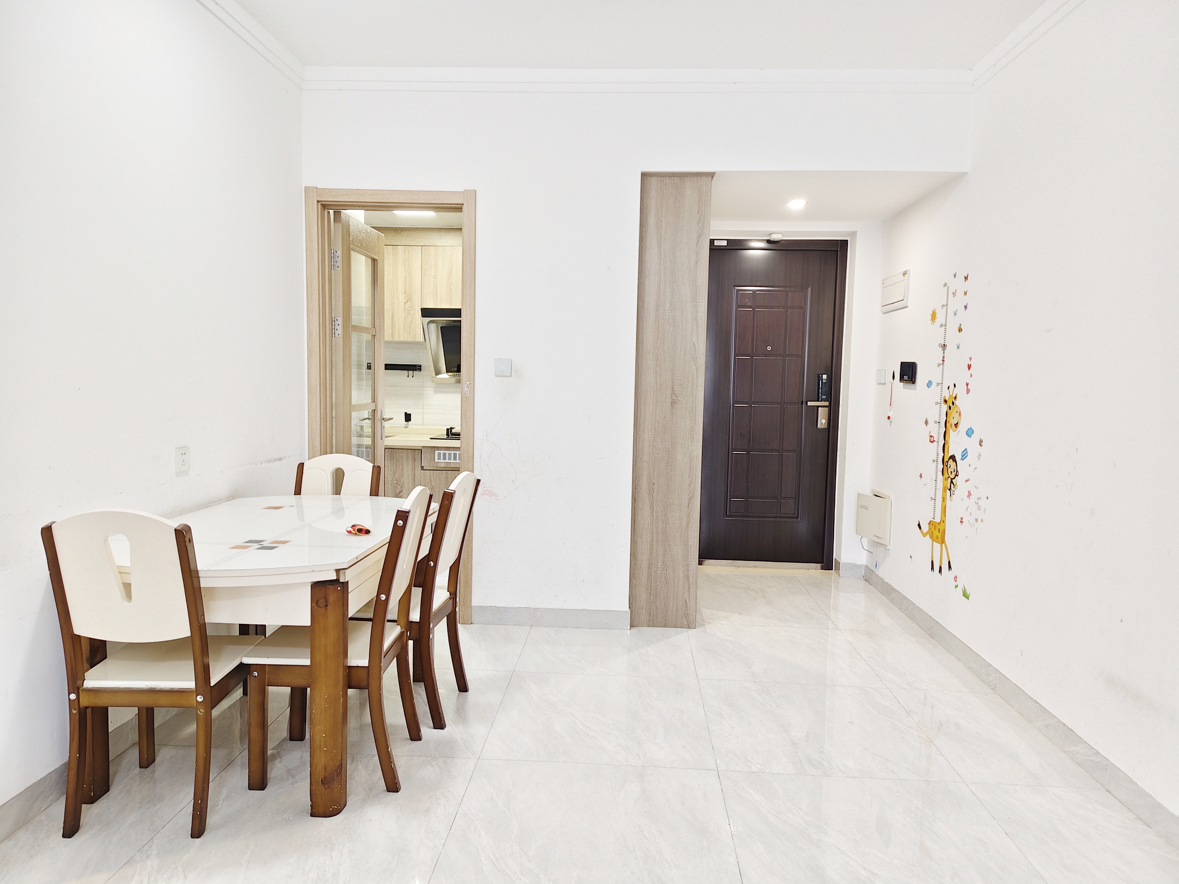 东部美的城 3室2厅1卫 49.8万 东部美的城 3室2厅1卫 49.8万室内图