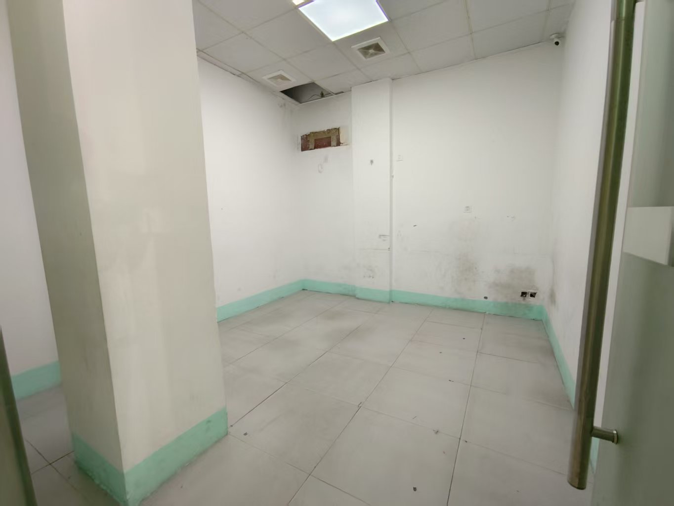 天台小区 1室1厅1卫 80.0万 天台小区 1室1厅1卫 80.0万室内图