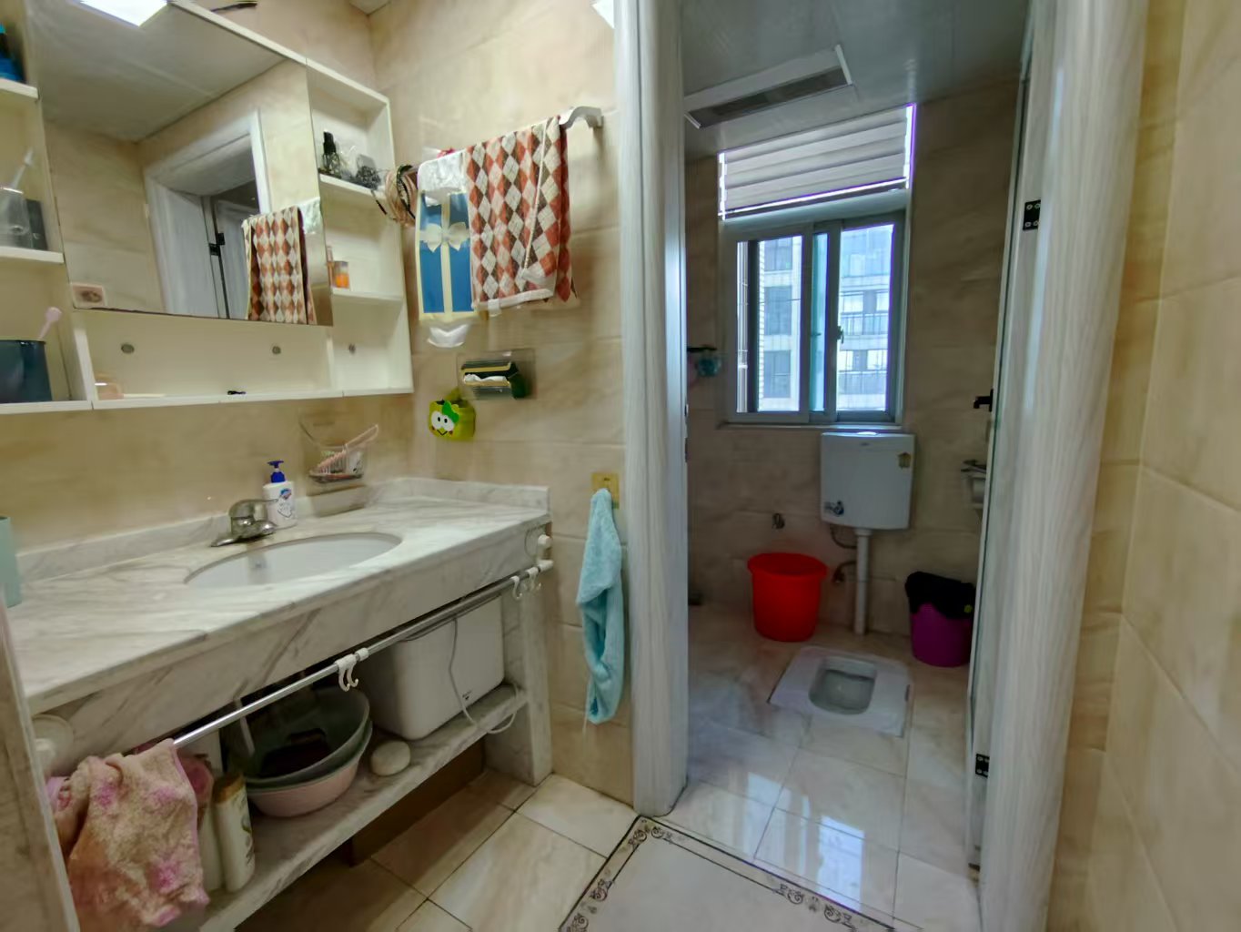 金碧花园 3室2厅2卫 85.0万 金碧花园 3室2厅2卫 85.0万室内图