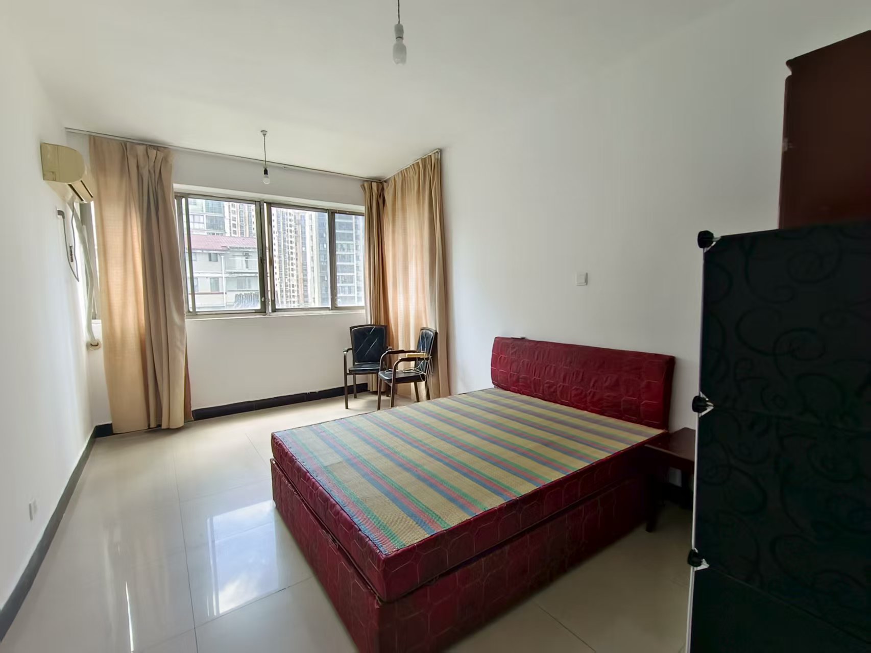 明月湖 4室2厅2卫 36.0万 明月湖 4室2厅2卫 36.0万室内图