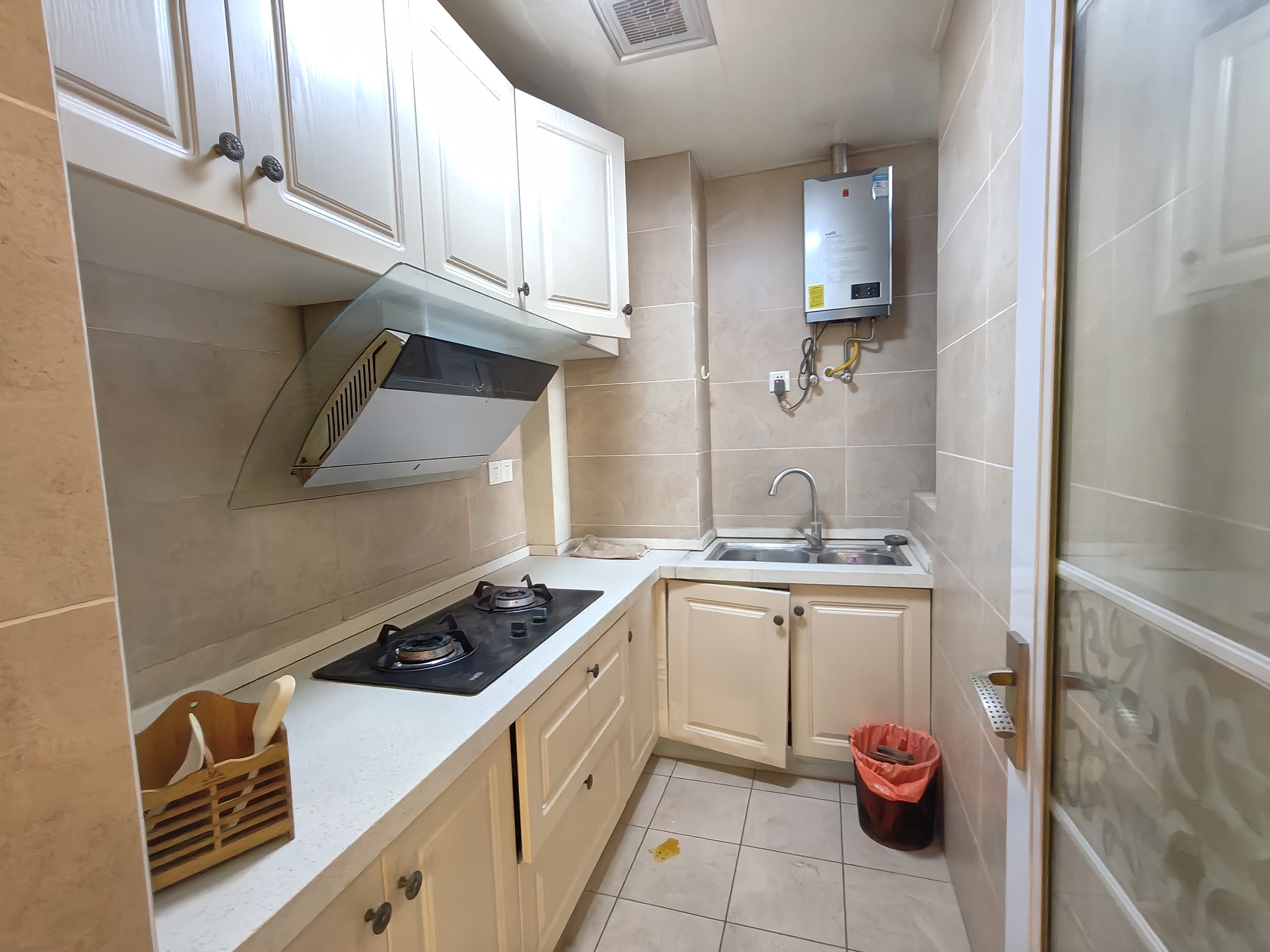 华晨御园 1室1厅1卫 35.0万 华晨御园 1室1厅1卫 35.0万室内图