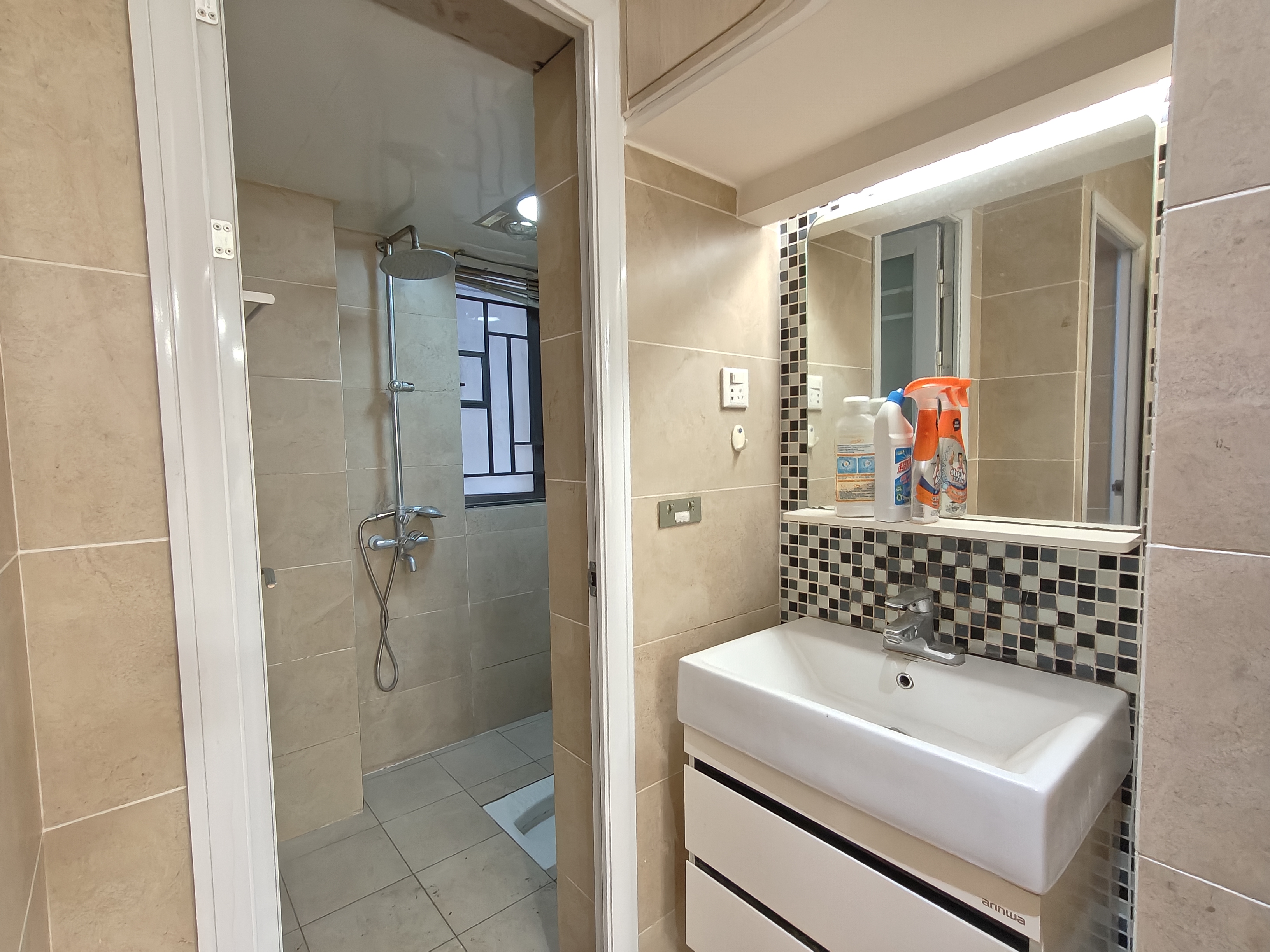 华晨御园 1室1厅1卫 35.0万 华晨御园 1室1厅1卫 35.0万室内图