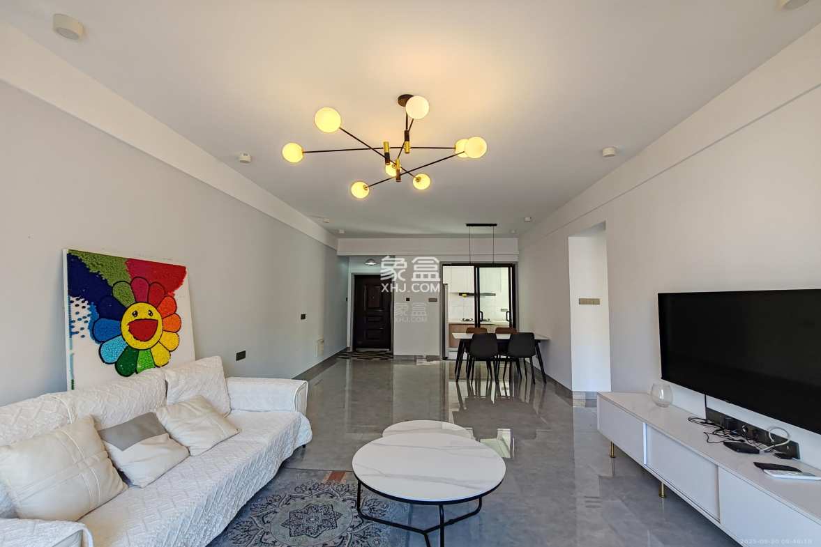 奥园广场 3室2厅2卫 2600.0元/月 奥园广场 3室2厅2卫 2600.0元/月室内图