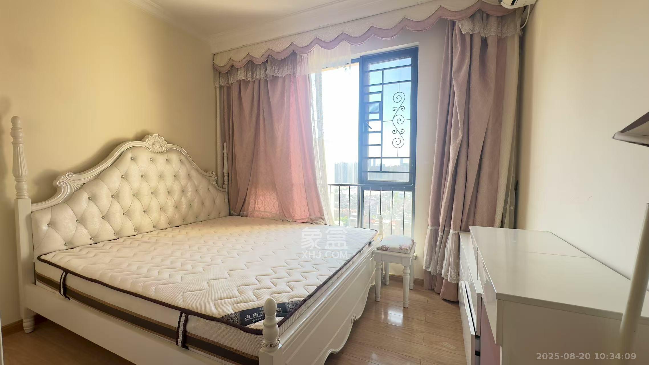 佳兆业时代广场 3室2厅1卫 2500.0元/月 佳兆业时代广场 3室2厅1卫 2500.0元/月室内图