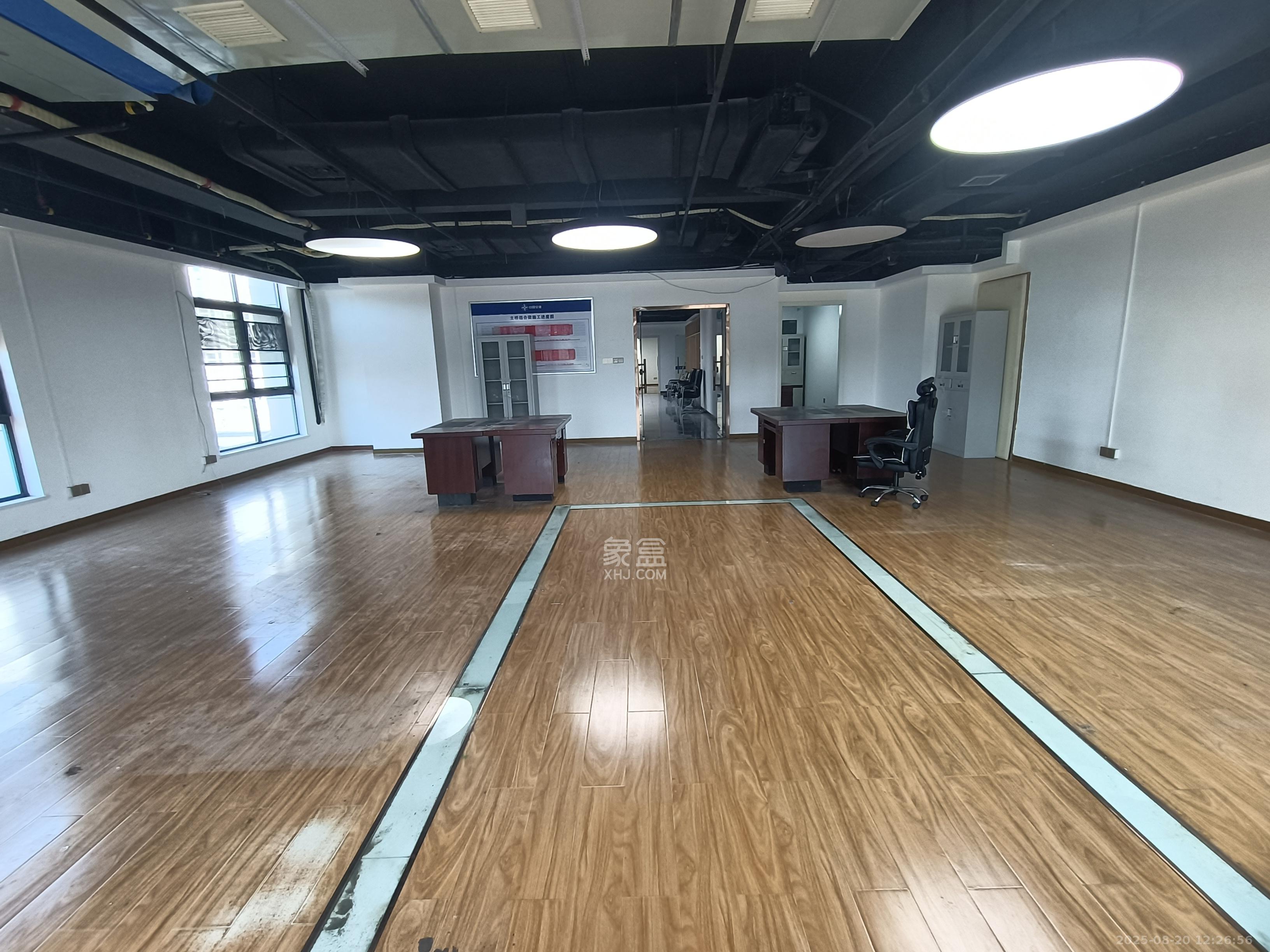 友谊咨询大厦   368.0㎡      15000.0元/月室内图