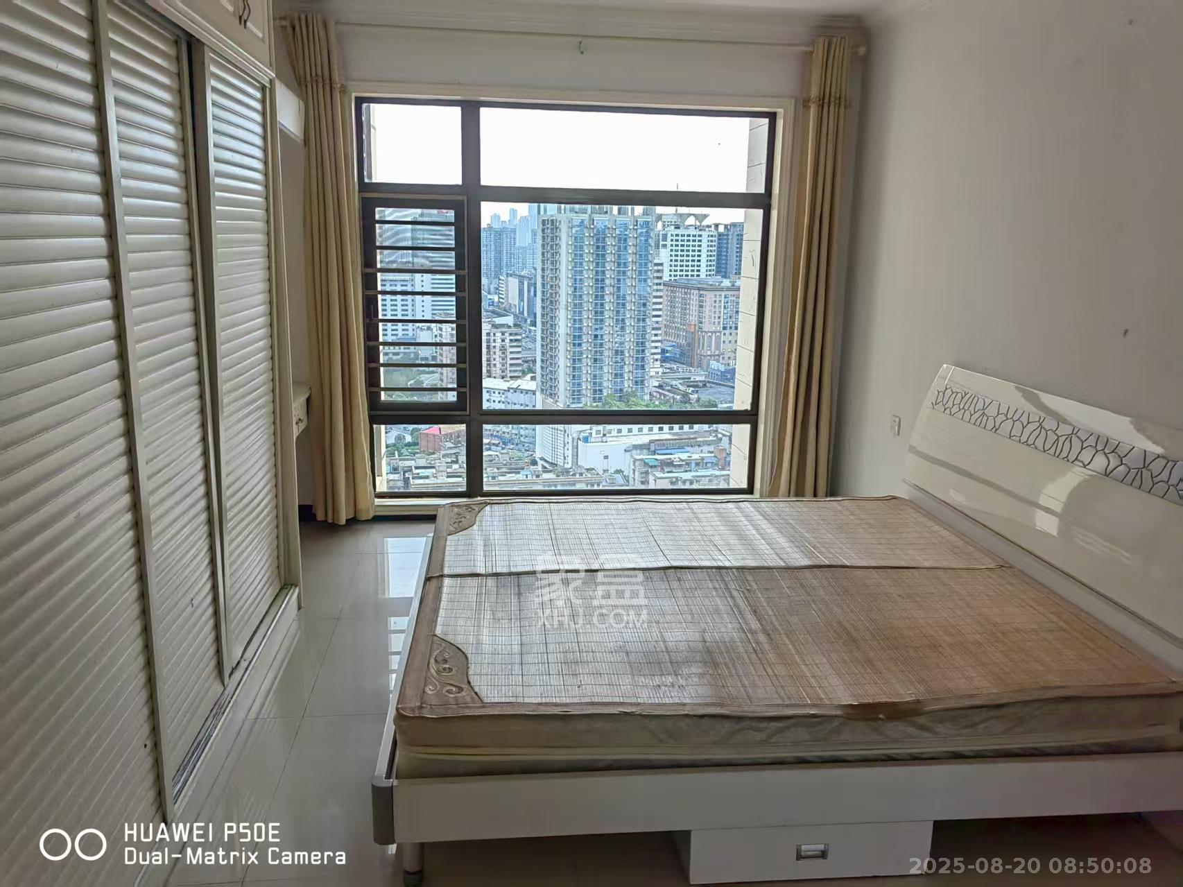 铂宫  3室2厅2卫    4000.0元/月室内图