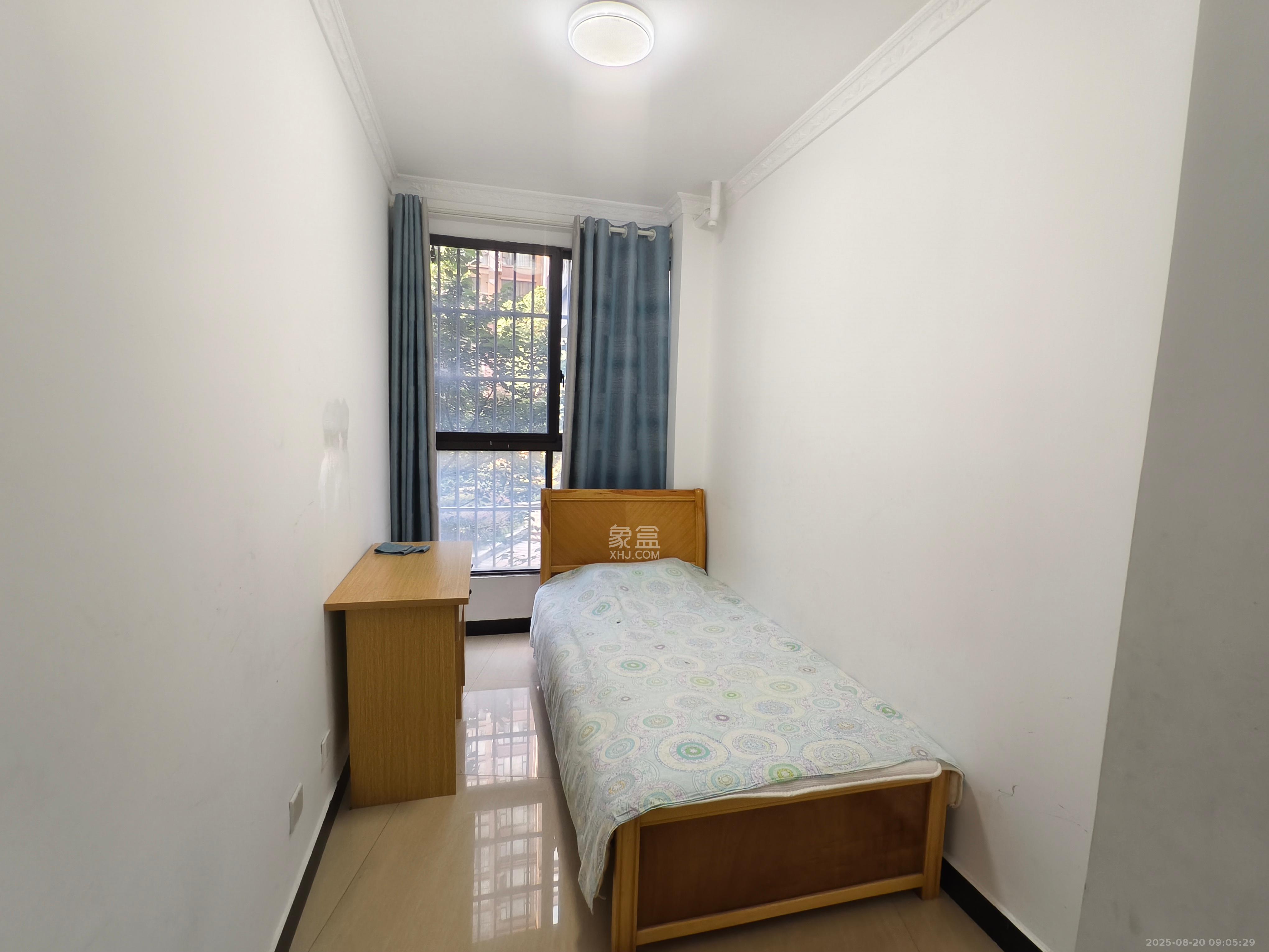 长城水郡  4室2厅2卫    2500.0元/月室内图