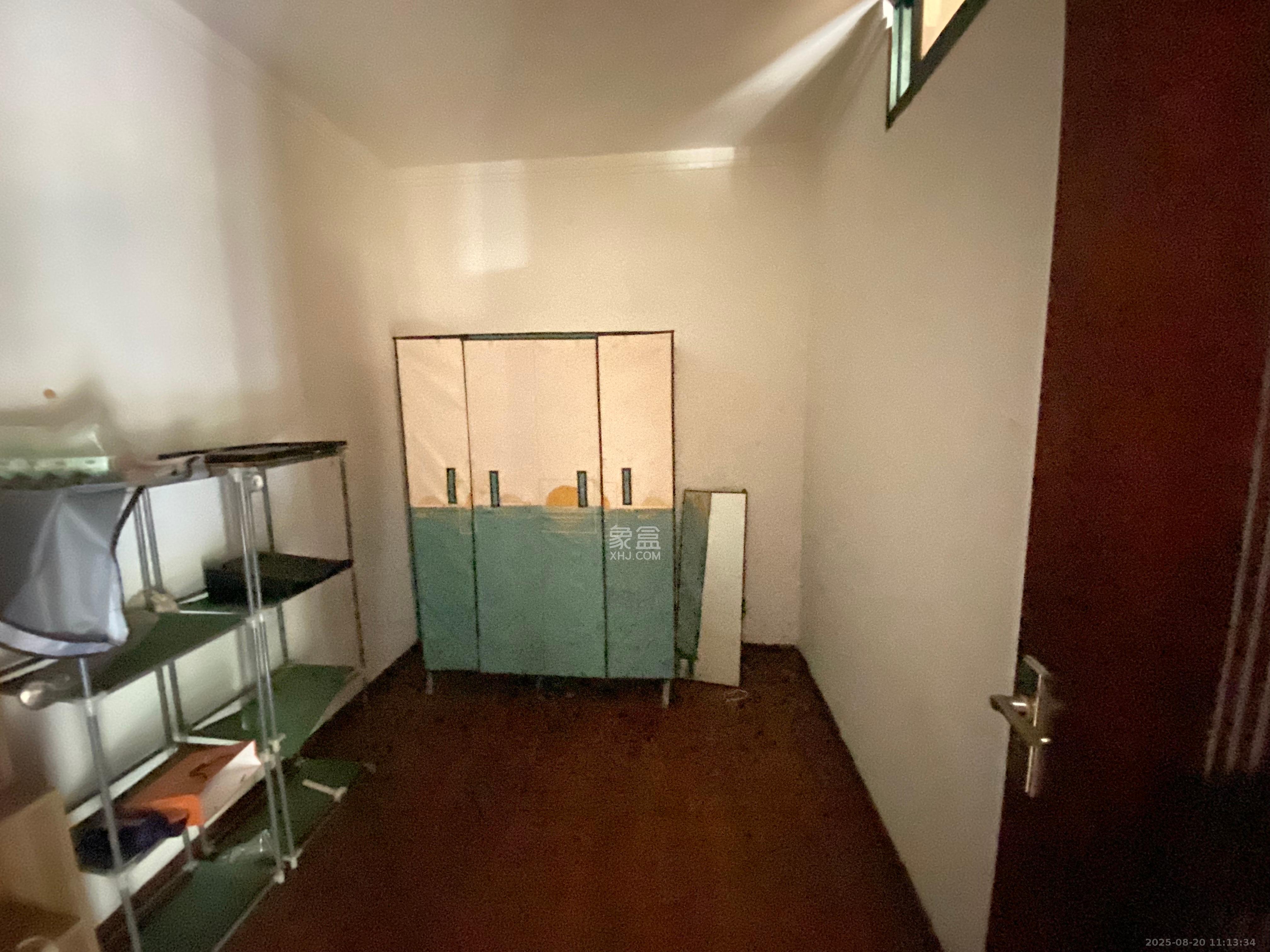 共和世家 2室2厅1卫 1900.0元/月 共和世家 2室2厅1卫 1900.0元/月室内图