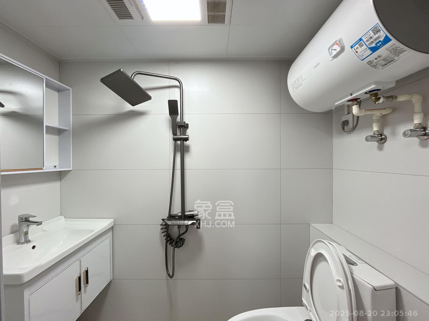 珠江花城好世界  2室1厅1卫    1800.0元/月 珠江花城好世界  2室1厅1卫    1800.0元/月室内图