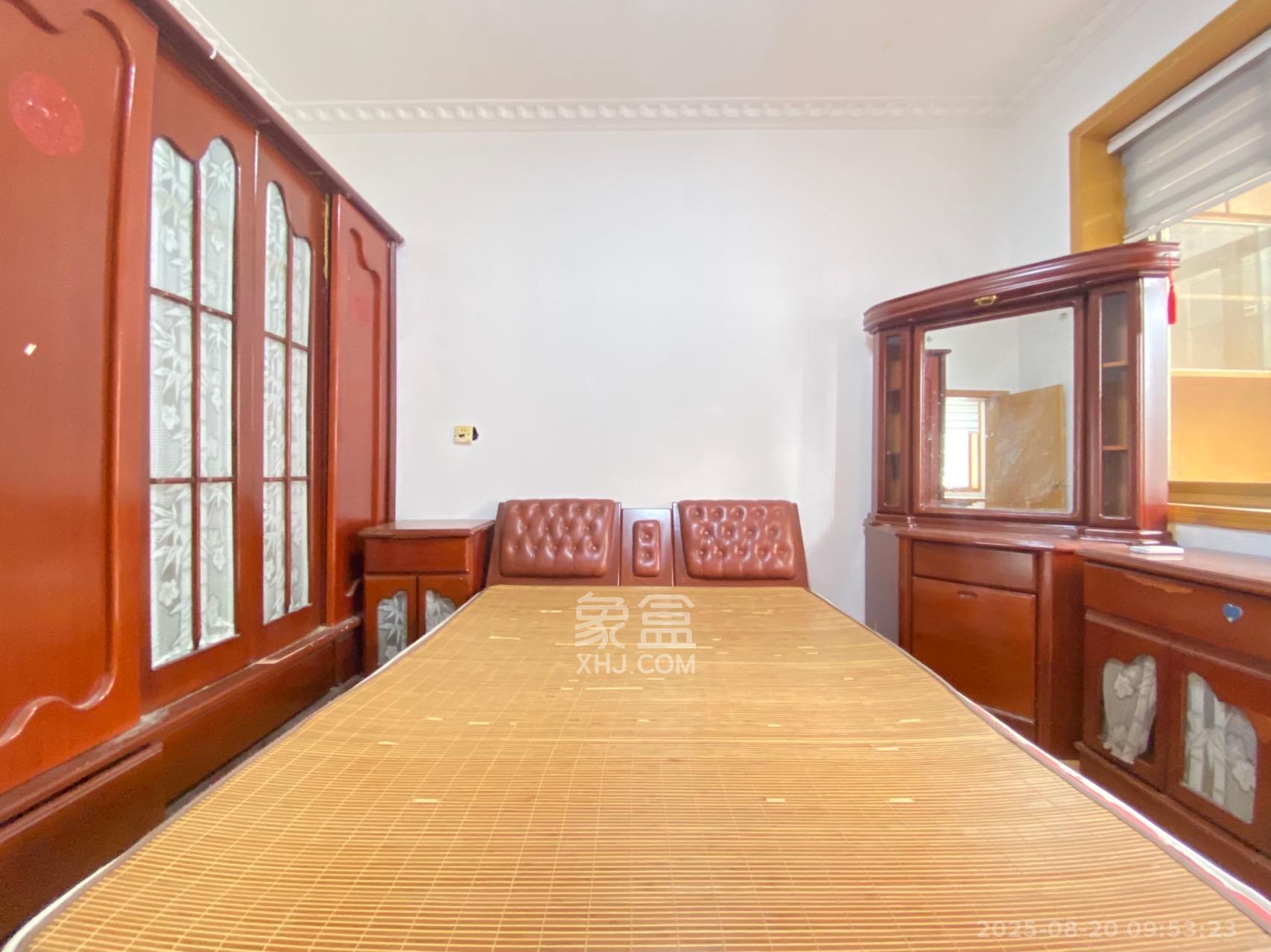 湘春路建行宿舍(佘家塘巷7号) 2室2厅1卫 1600.0元/月 湘春路建行宿舍(佘家塘巷7号) 2室2厅1卫 1600.0元/月室内图