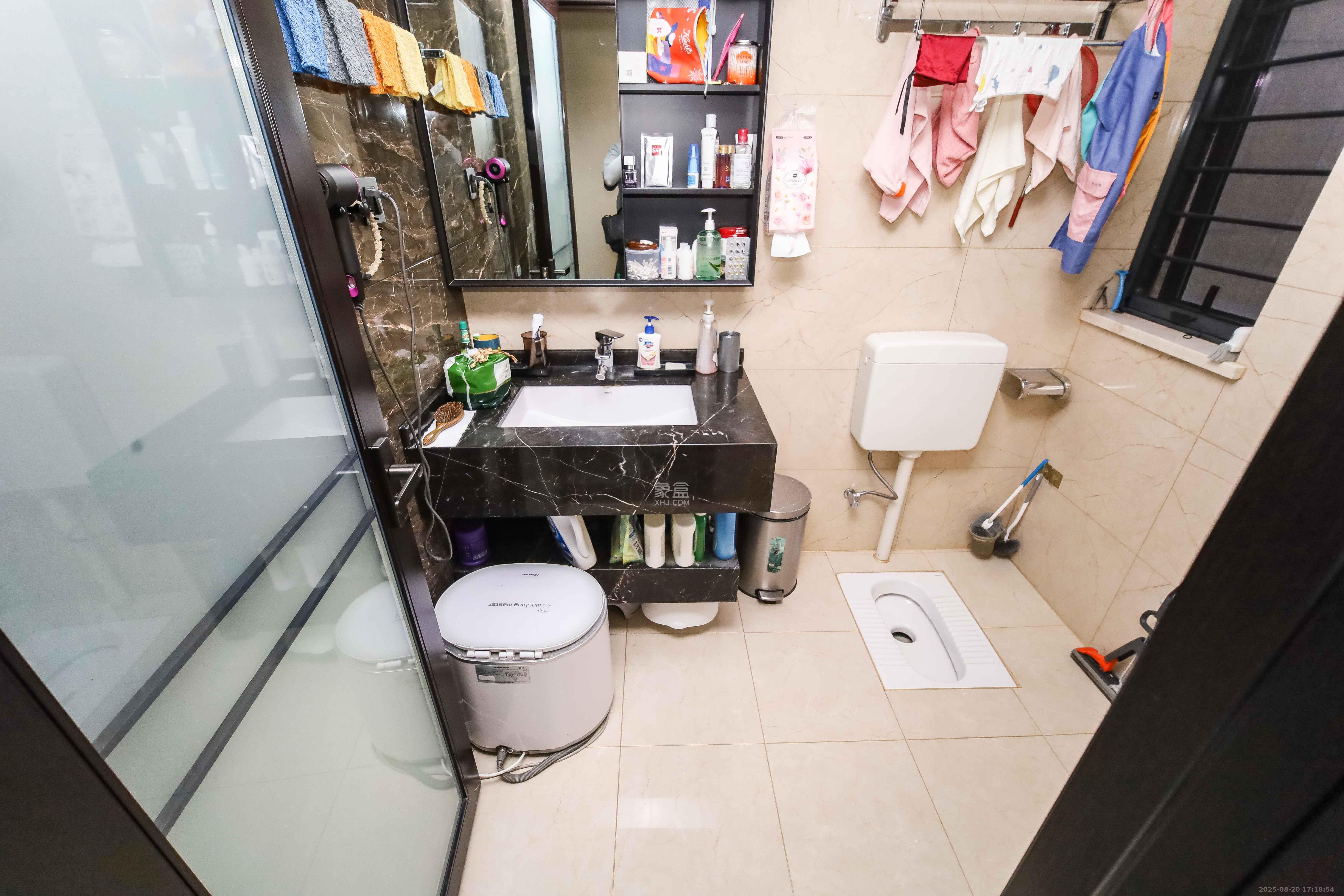 明昇壹城(明昇时代广场)一期 4室2厅2卫 268.0万 明昇壹城(明昇时代广场)一期 4室2厅2卫 268.0万卫生间