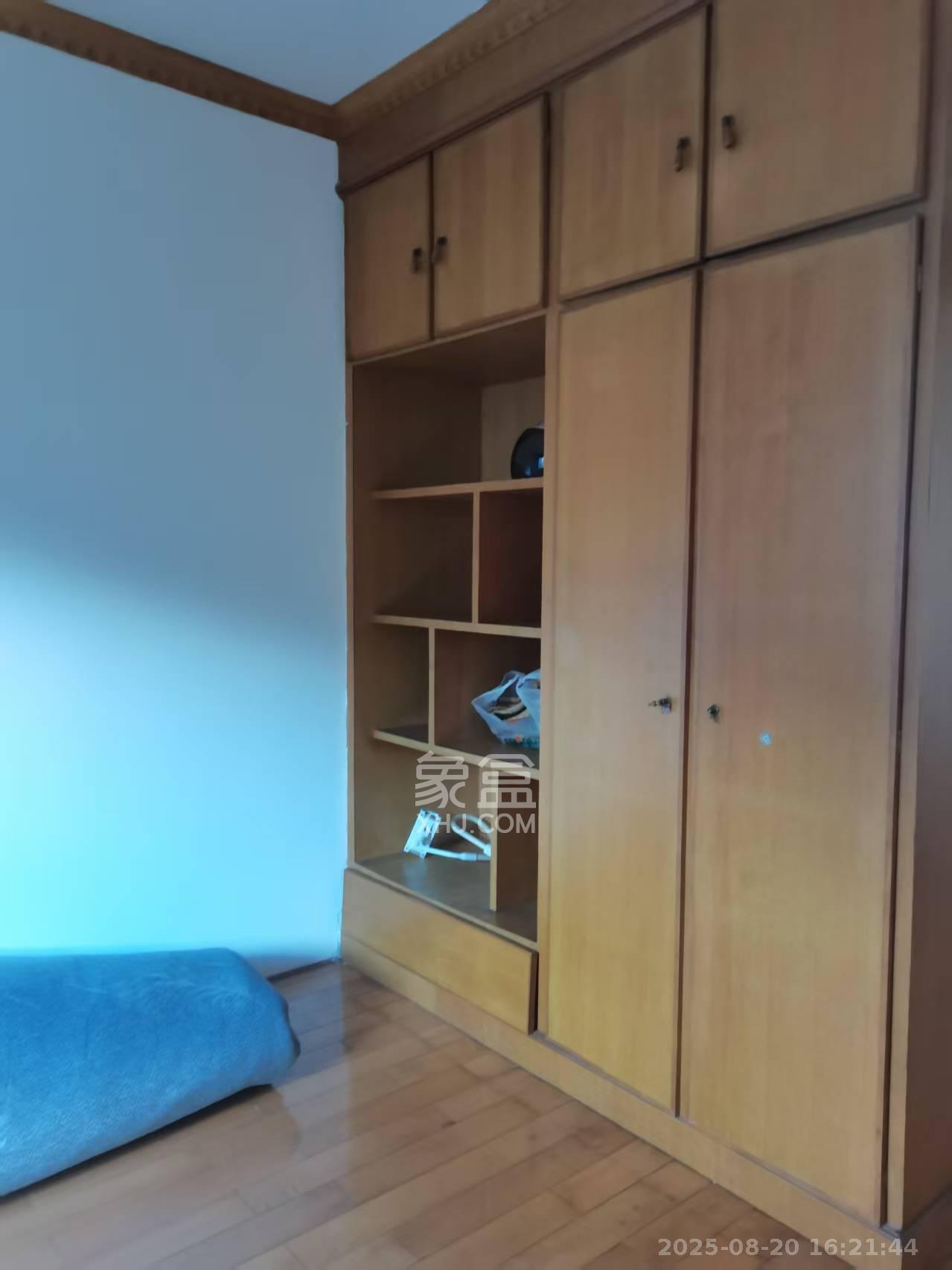 桔园小区1-8片 2室1厅1卫 1600.0元/月 桔园小区1-8片 2室1厅1卫 1600.0元/月室内图