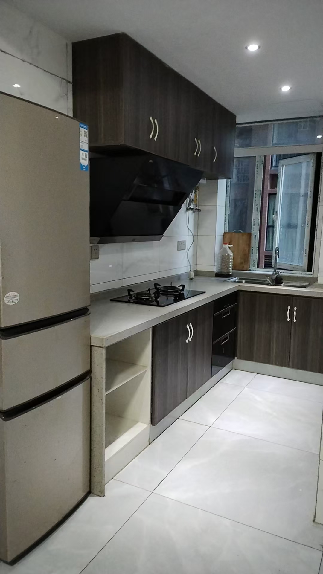 江溪安置小区 1室1厅1卫 1200.0元/月 江溪安置小区 1室1厅1卫 1200.0元/月室内图