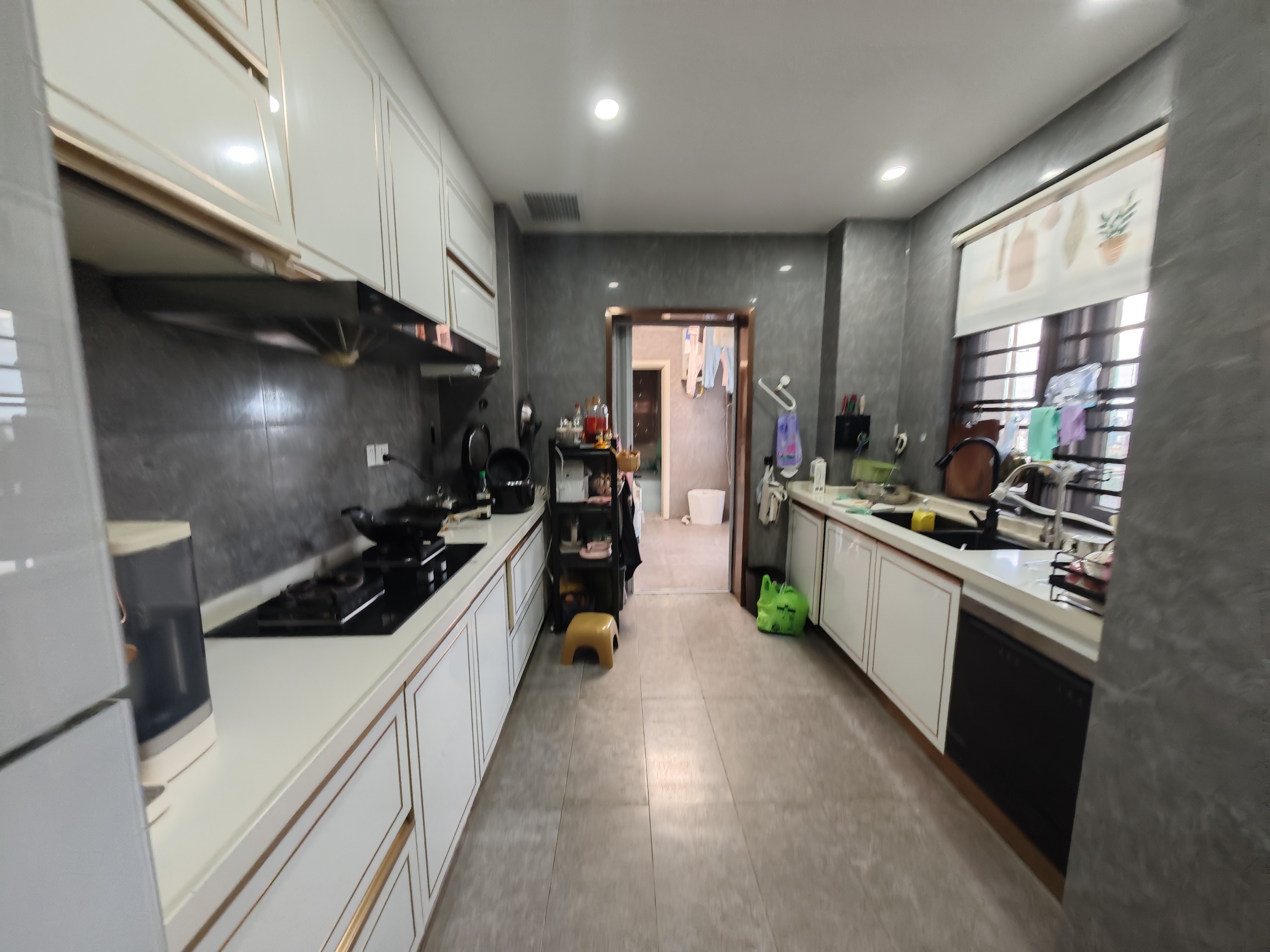 海航豪庭北苑  4室2厅2卫    10000.0元/月室内图