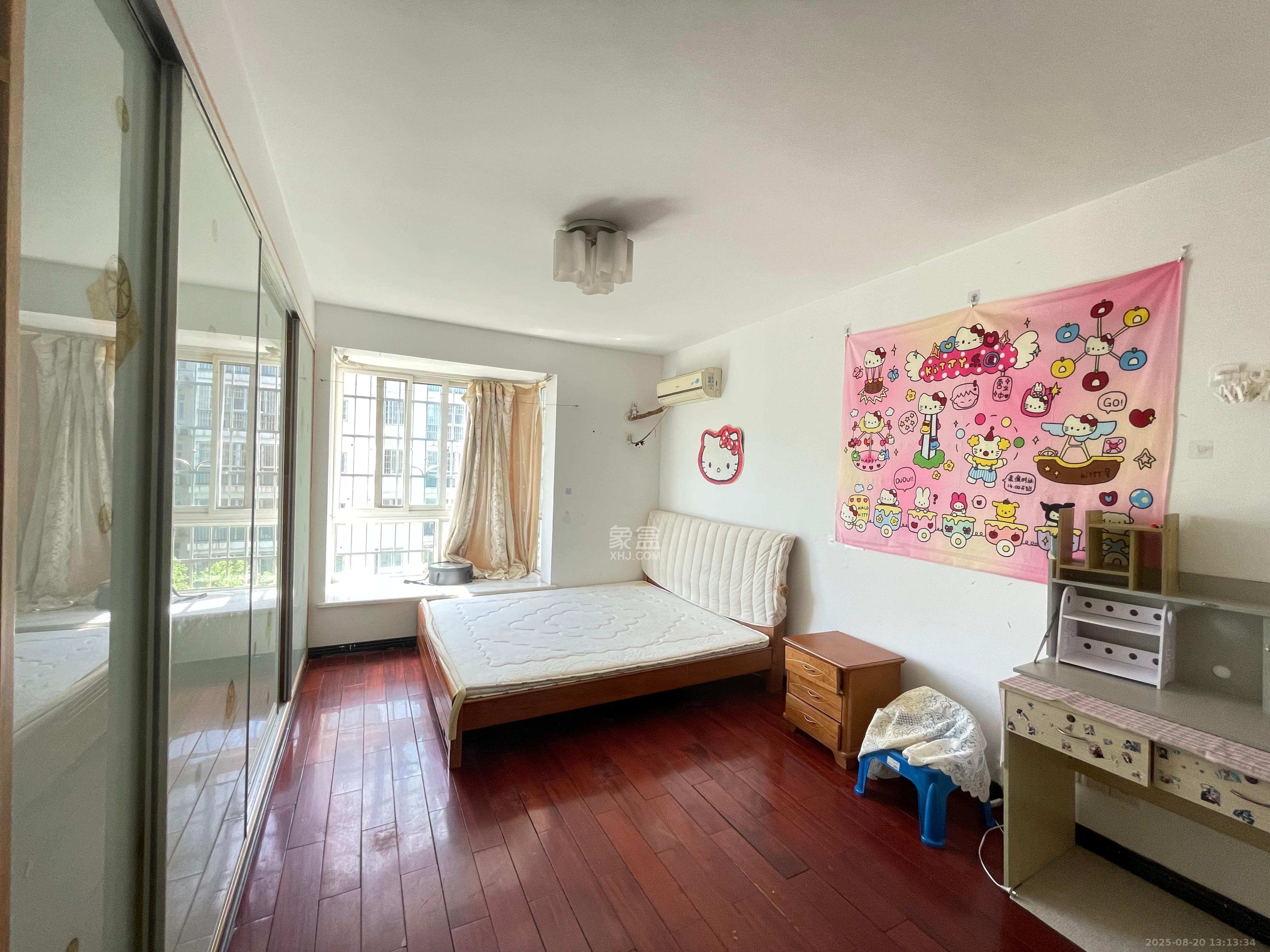 东方名都百草园  3室2厅2卫    1800.0元/月 东方名都百草园  3室2厅2卫    1800.0元/月室内图