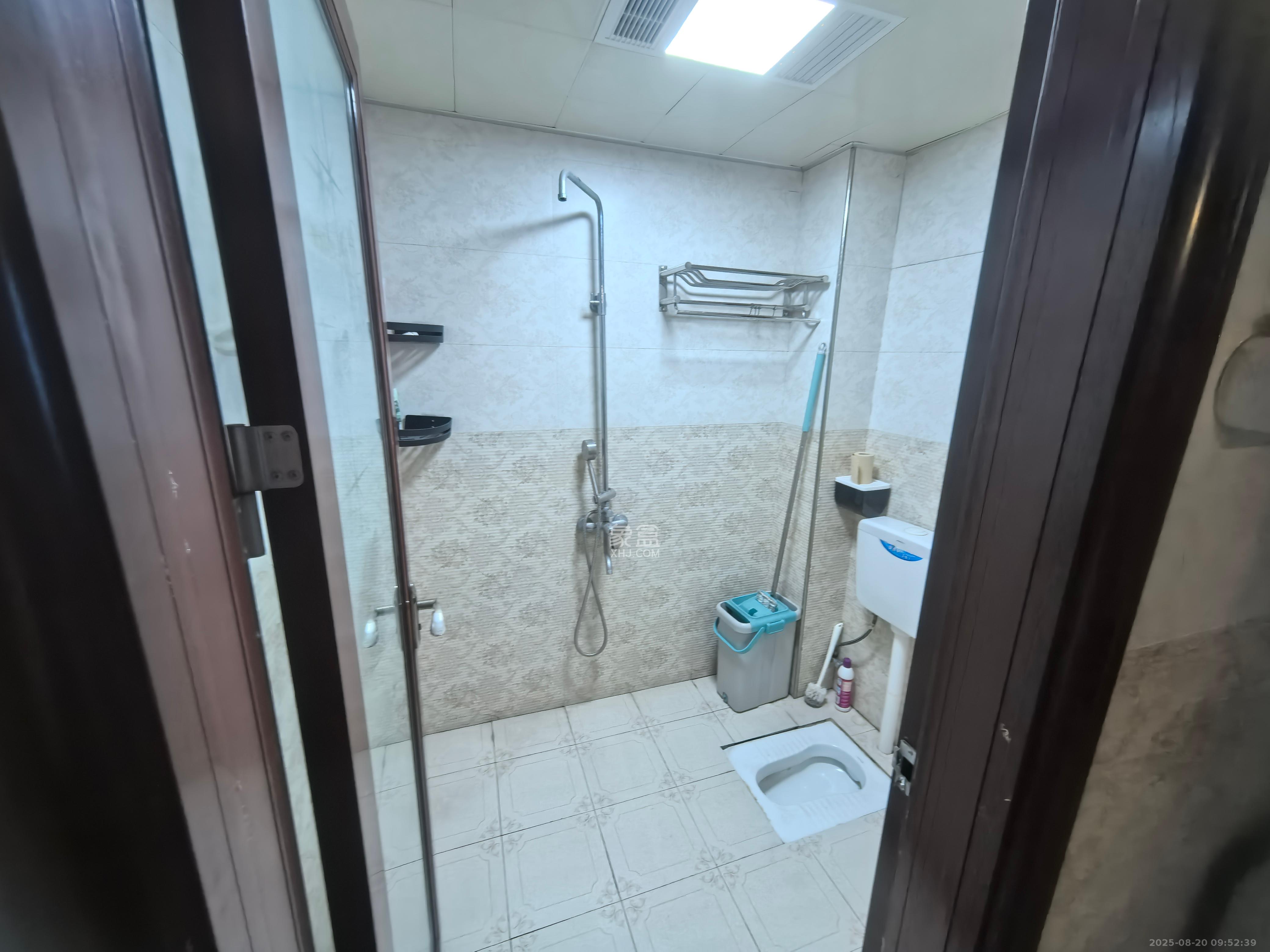 湘域城邦(湘域国际中心)  2室1厅1卫    3800.0元/月 湘域城邦(湘域国际中心)  2室1厅1卫    3800.0元/月室内图