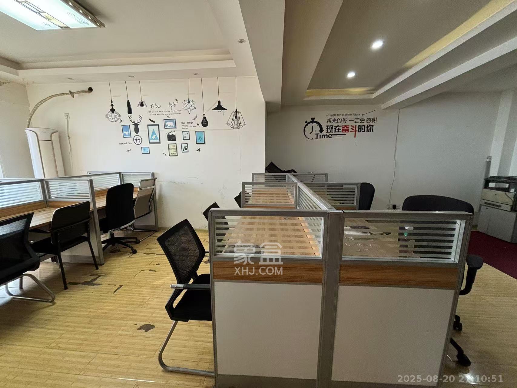 东怡外国(南湖一号) 1室1厅1卫 3400.0元/月 东怡外国(南湖一号) 1室1厅1卫 3400.0元/月室内图