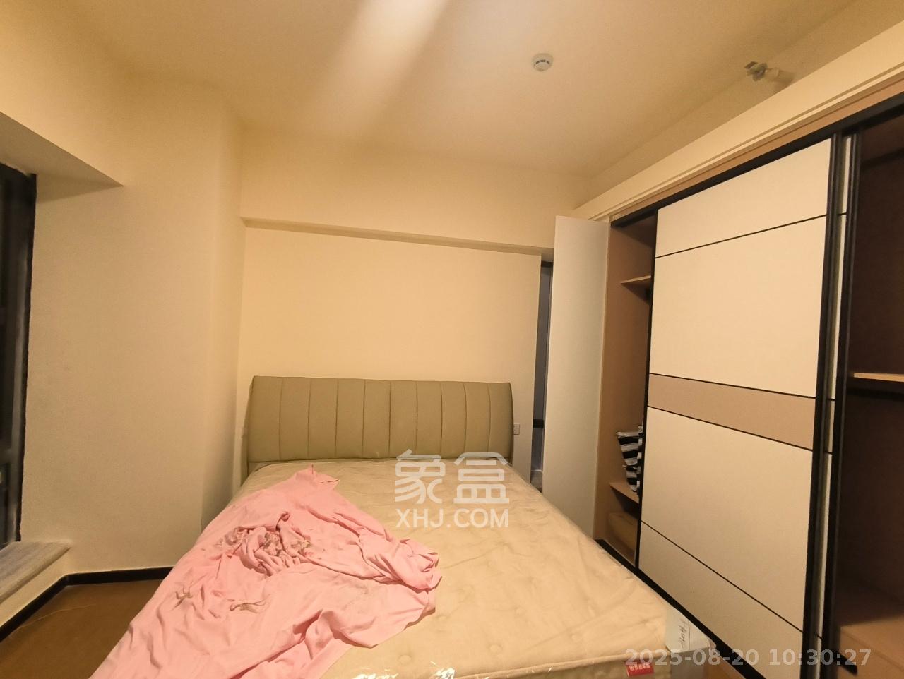 恒大书香门第 2室2厅1卫 1600.0元/月 恒大书香门第 2室2厅1卫 1600.0元/月室内图