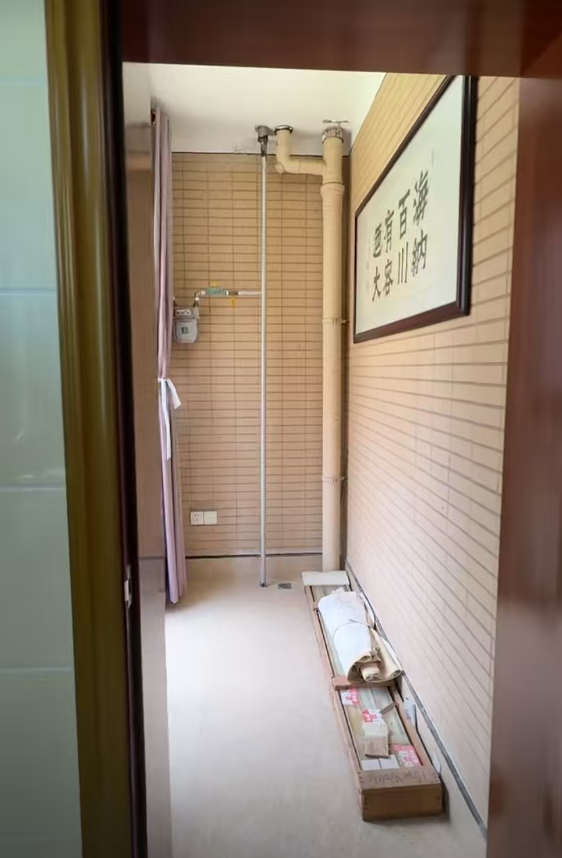 江畔人家  3室2厅2卫    199.0万 江畔人家  3室2厅2卫    199.0万室内图