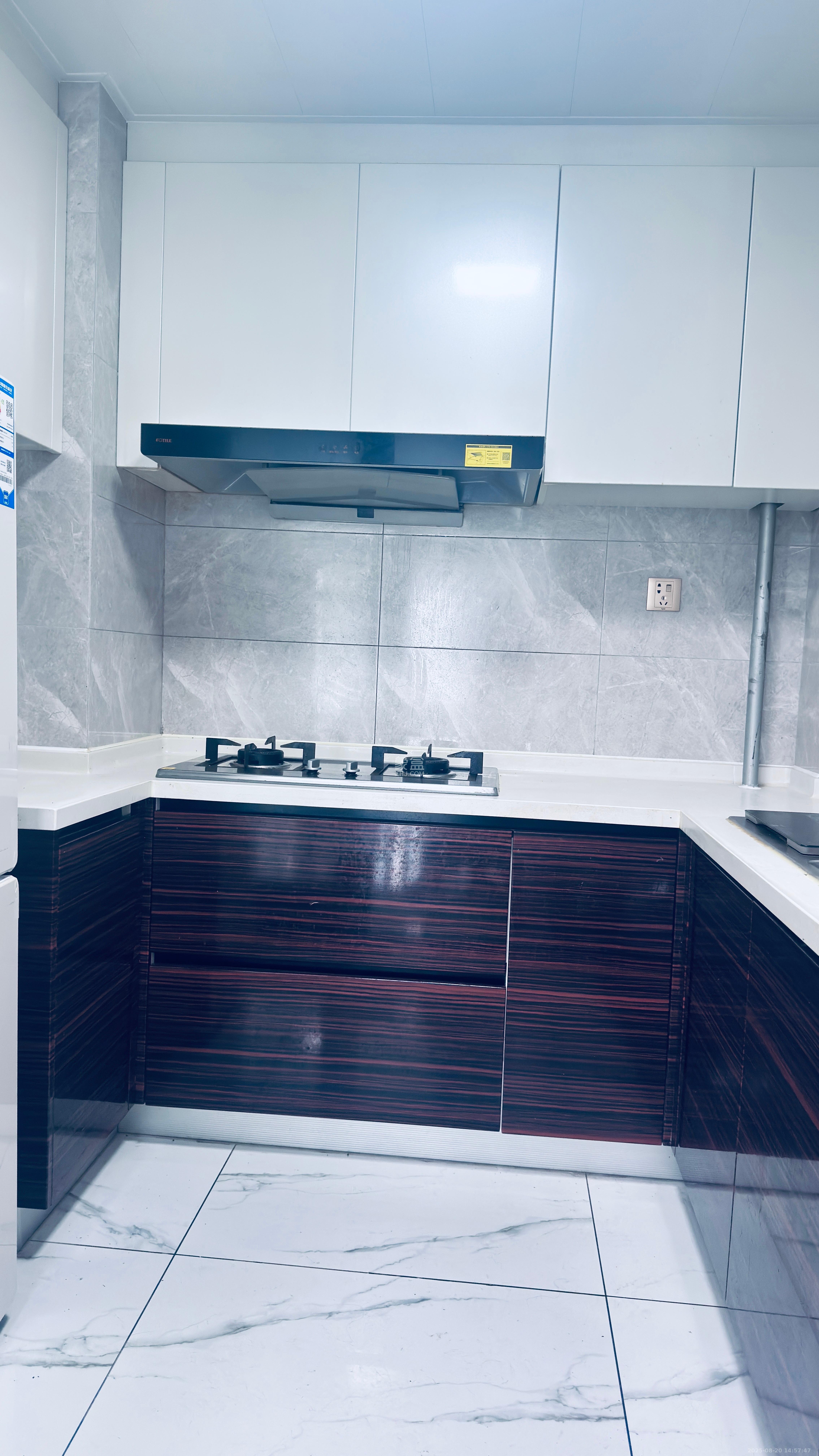 中海阅麓山一期  3室2厅2卫    3500.0元/月 中海阅麓山一期  3室2厅2卫    3500.0元/月室内图