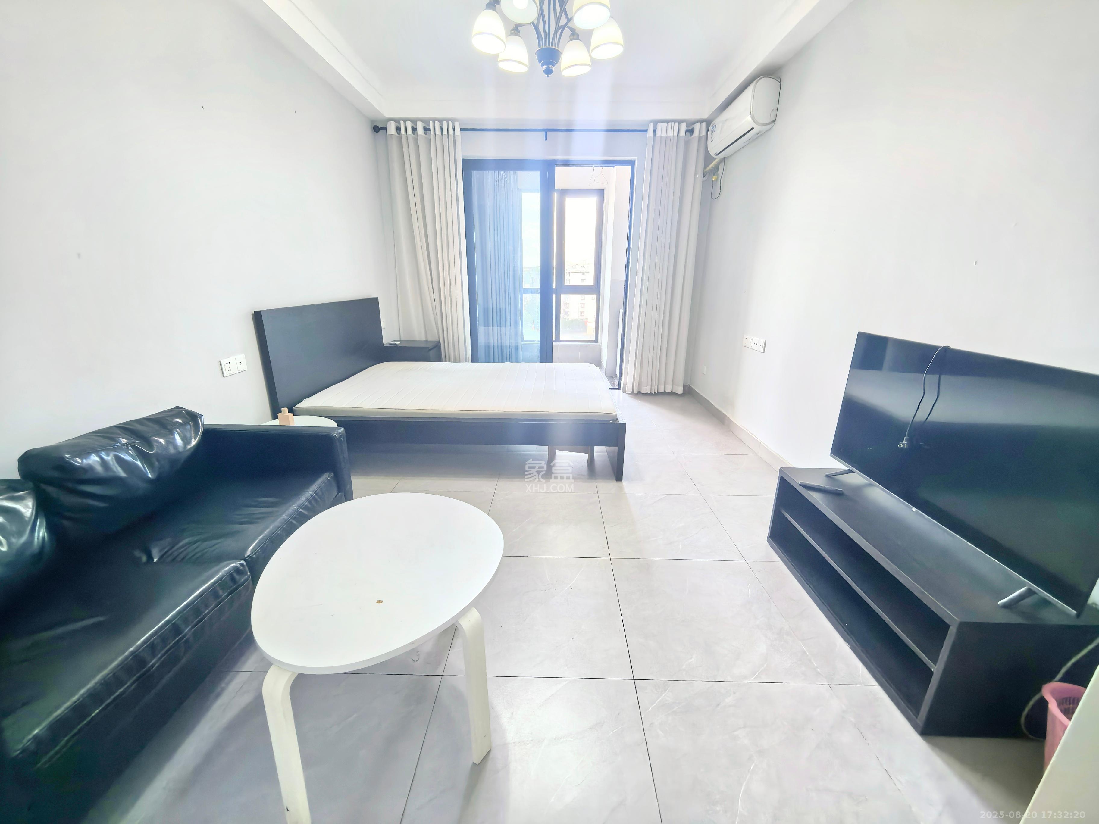 中海新城熙岸(中信新城五期)  1室1厅1卫    1300.0元/月 中海新城熙岸(中信新城五期)  1室1厅1卫    1300.0元/月室内图