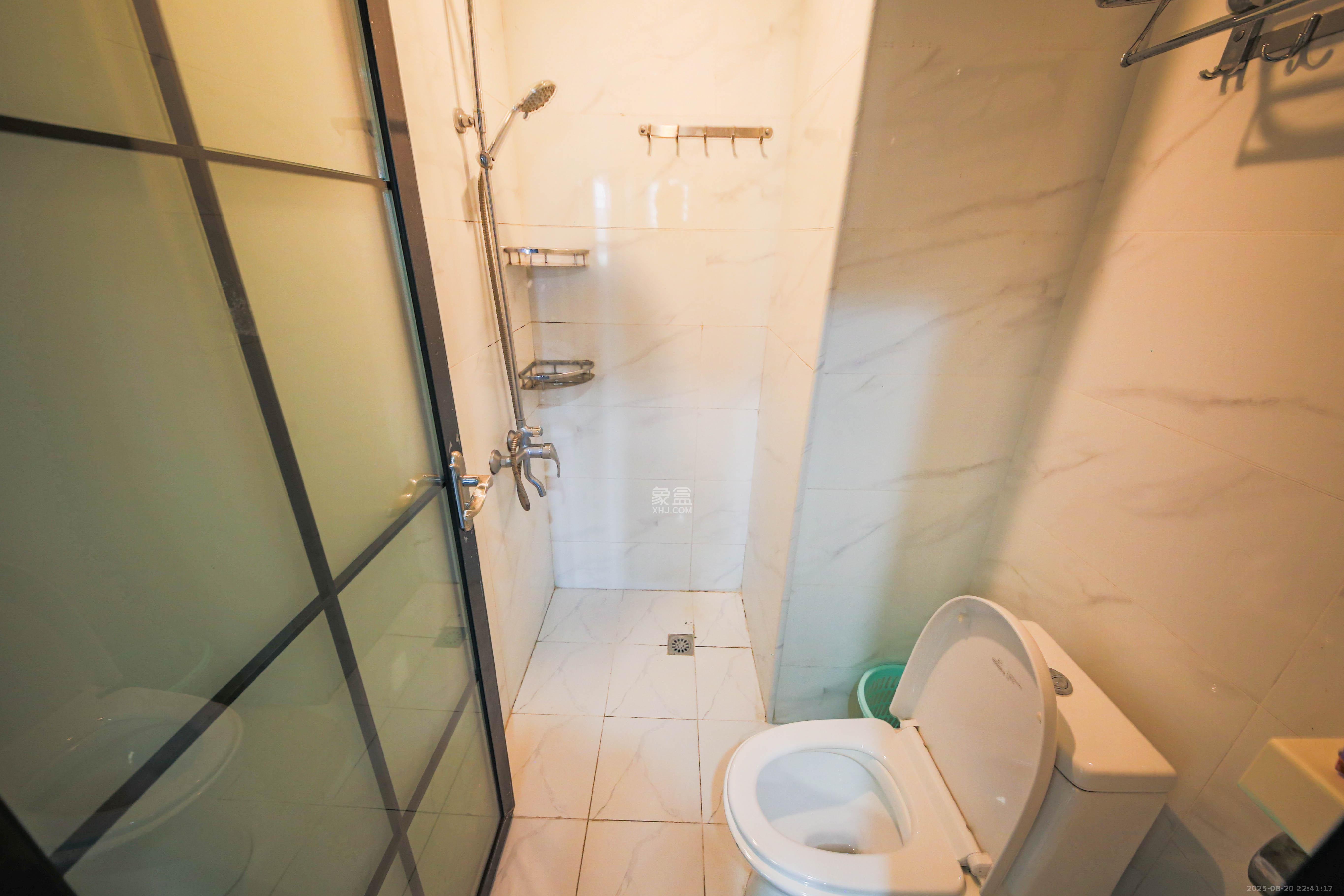 博林云栖 2室2厅1卫 56.0万 博林云栖 2室2厅1卫 56.0万卫生间