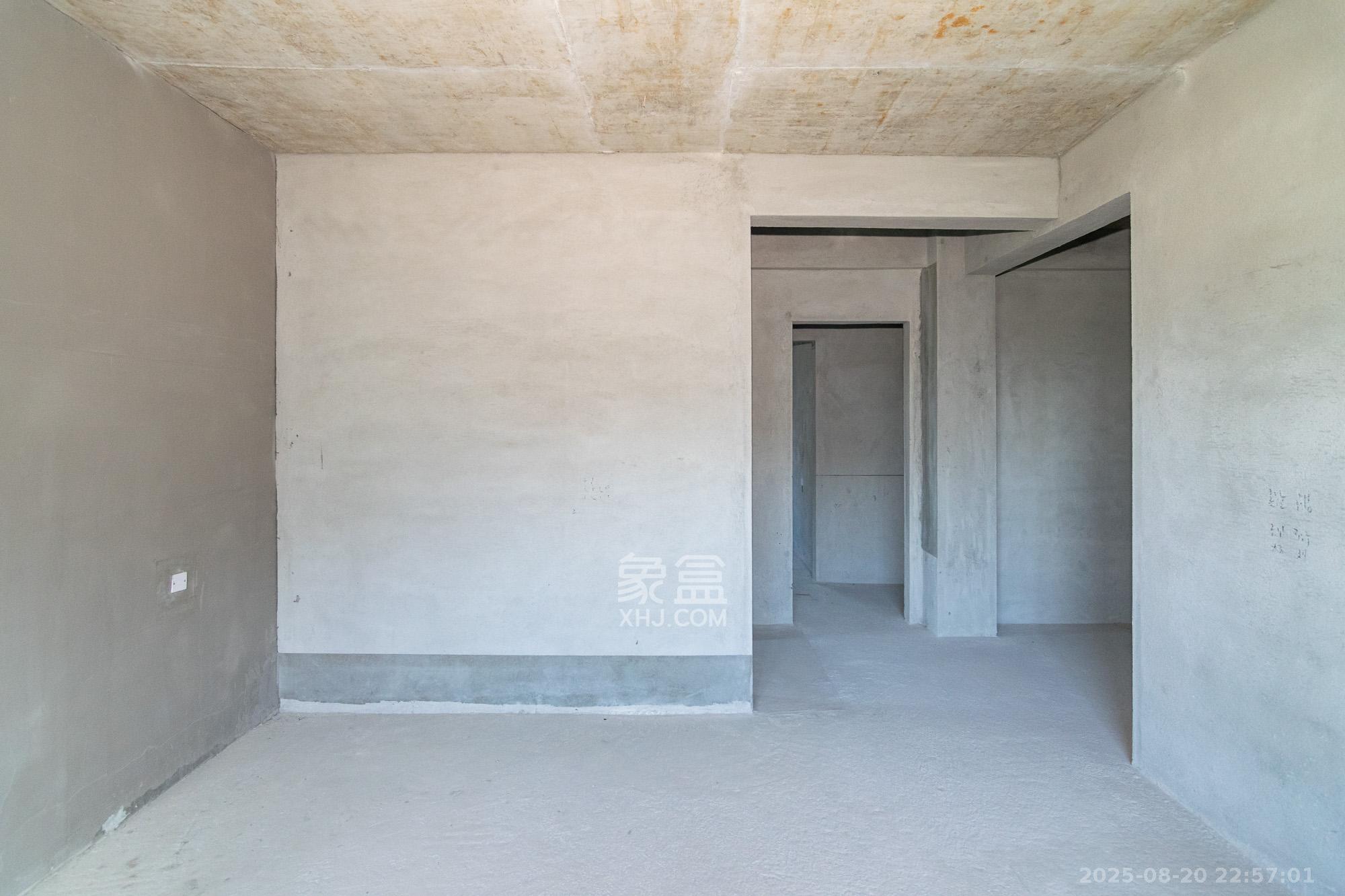 碧桂园御园  4室2厅2卫    166.0万卧室